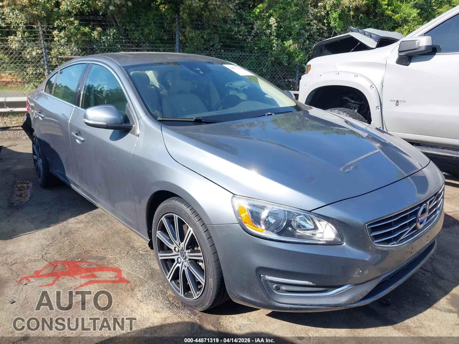 VOLVO S60 INSCRIPTION 2018 - LYV402TK1JB190440