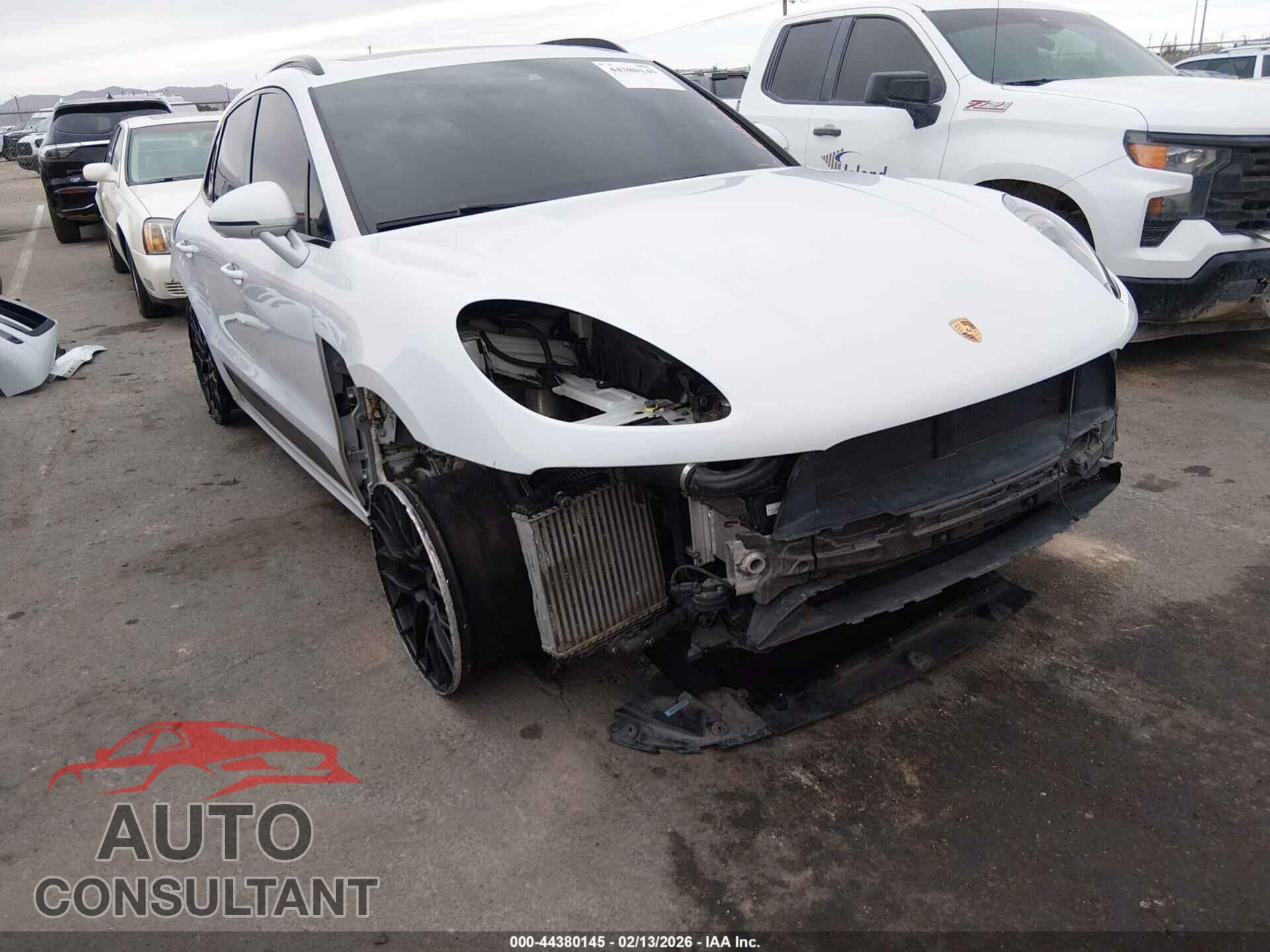 PORSCHE MACAN 2018 - WP1AG2A58JLB60311