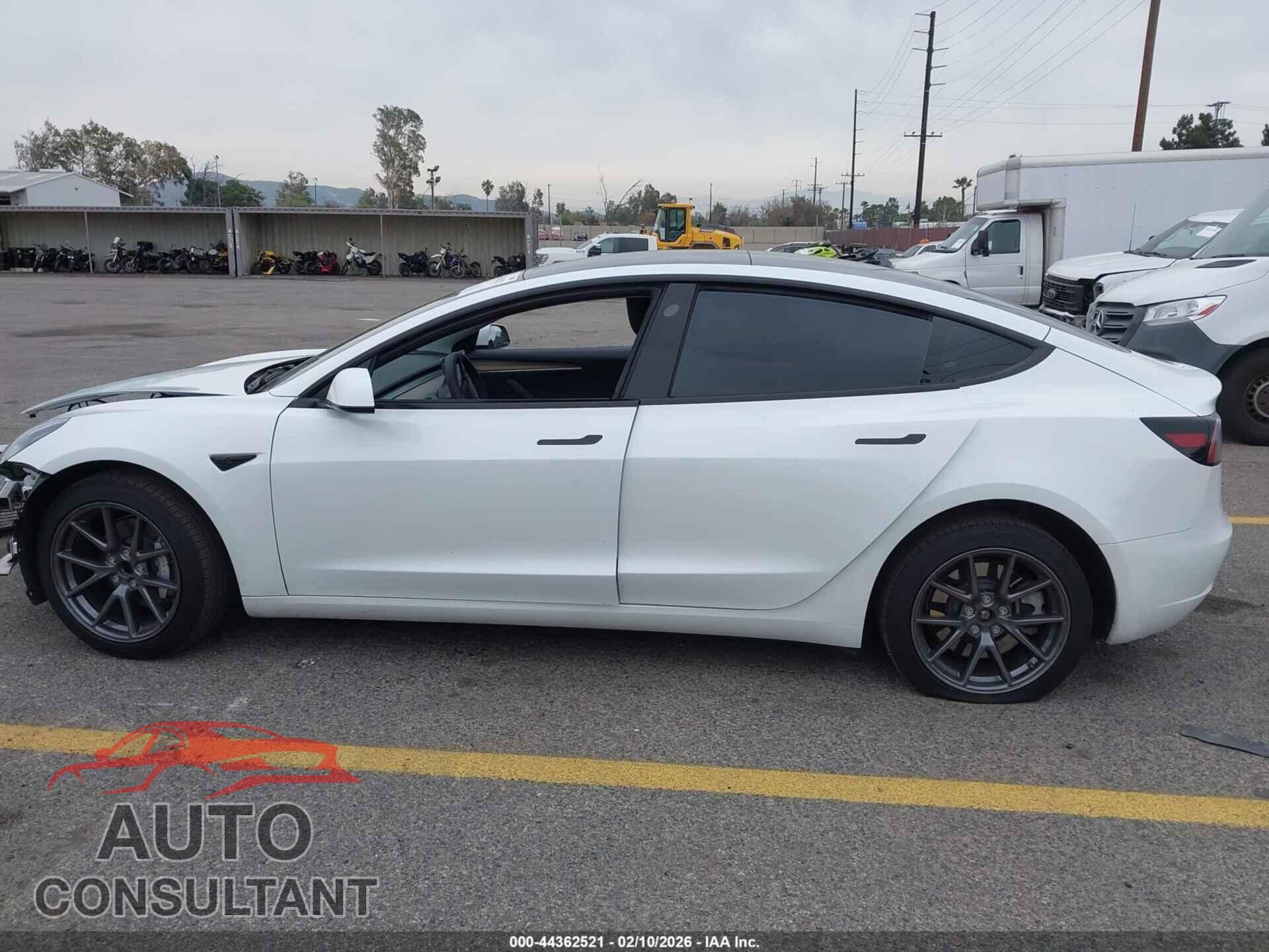 TESLA MODEL 3 2023 - 5YJ3E1EA2PF432896