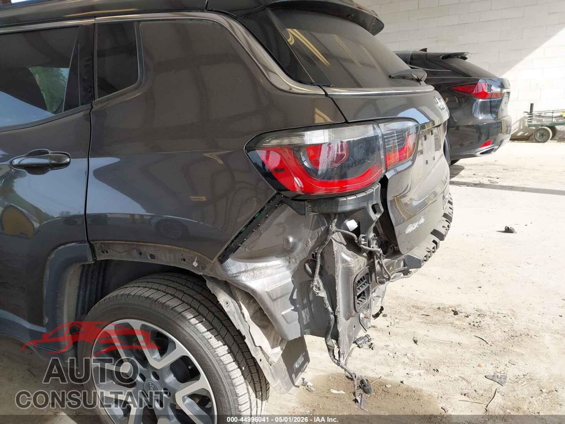 JEEP NEW COMPASS 2017 - 3C4NJDCB4HT627516