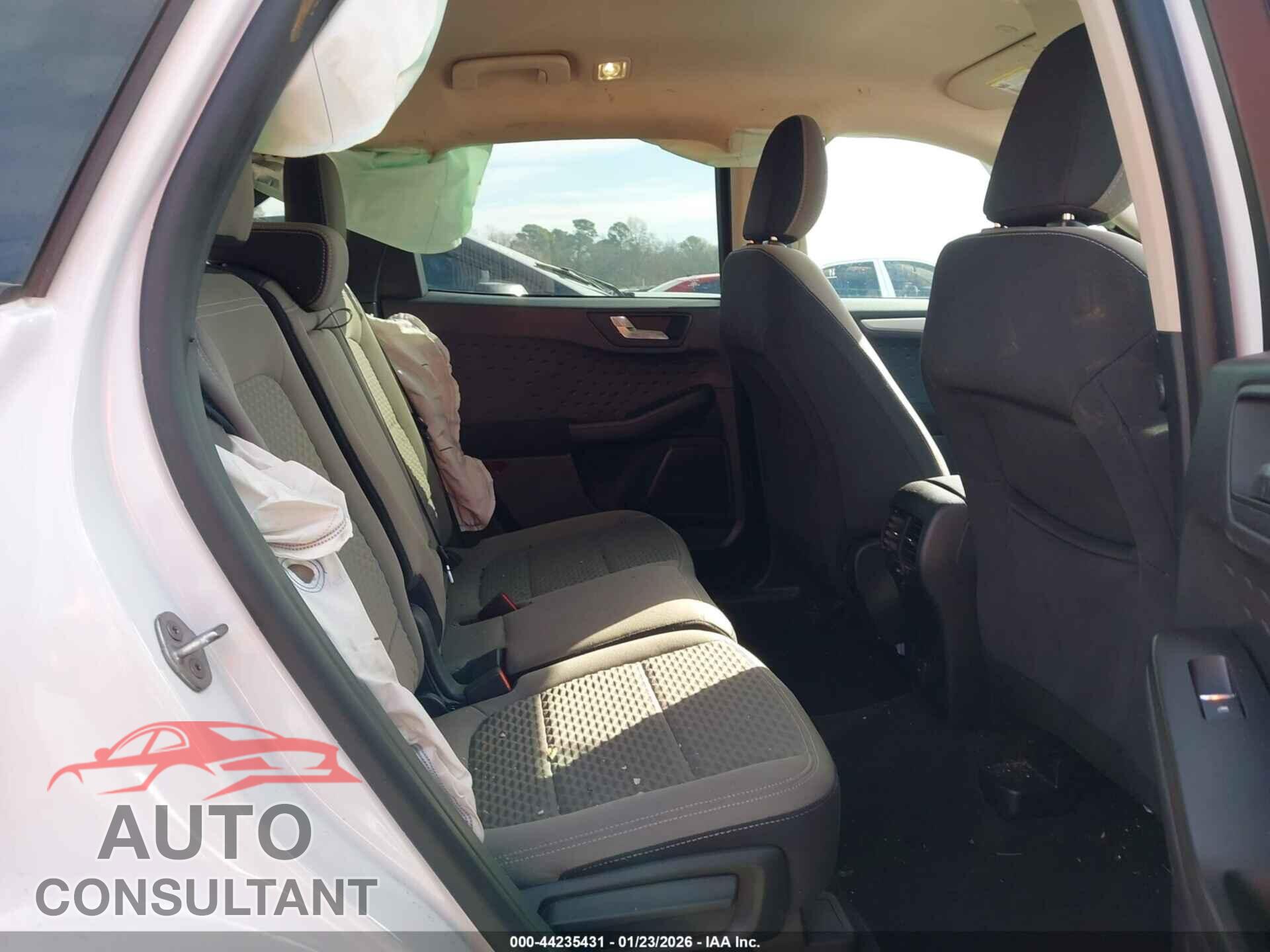 FORD ESCAPE 2020 - 1FMCU0G68LUA67546