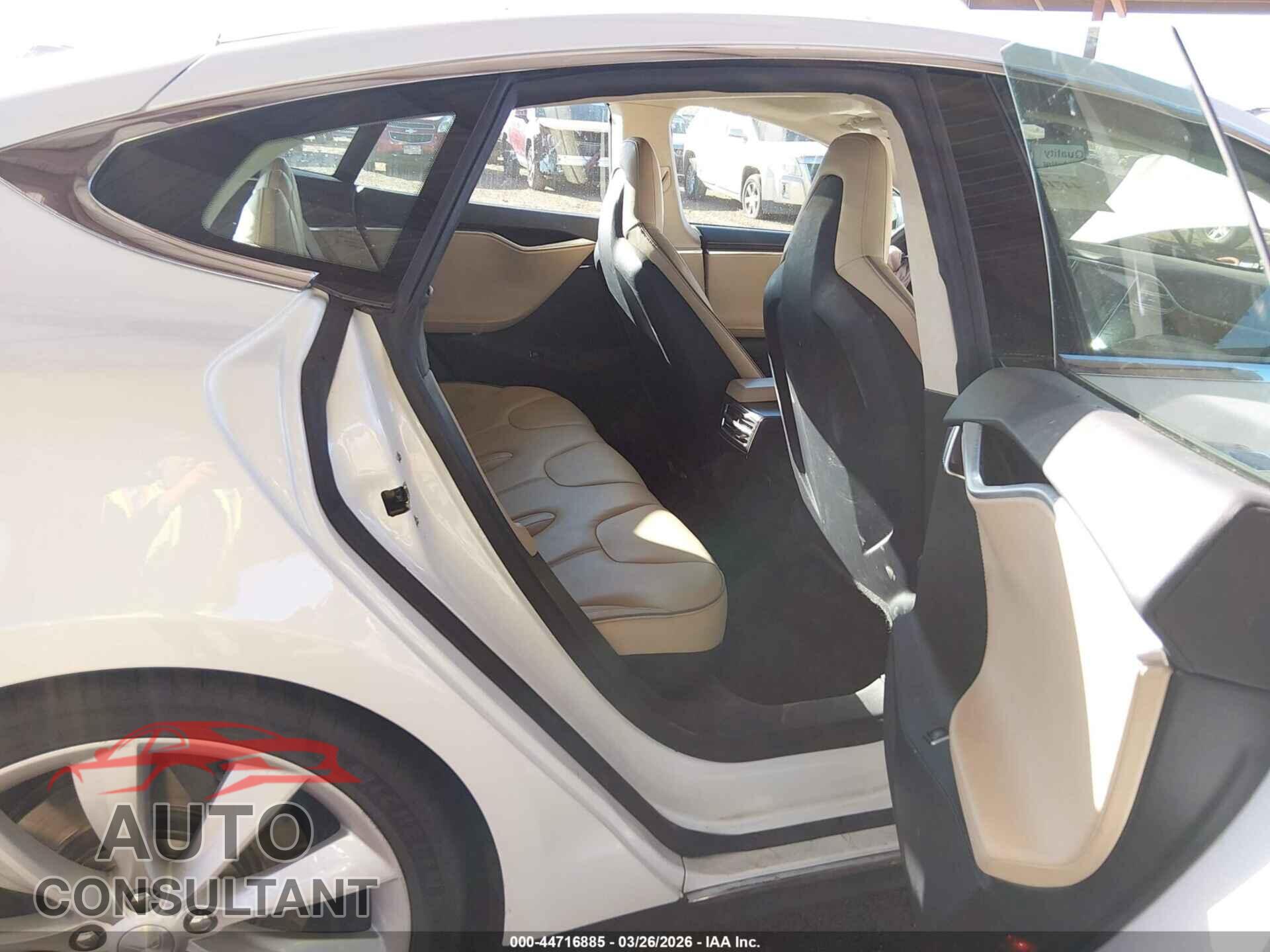TESLA MODEL S 2012 - 5YJSA1DP2CFS00385