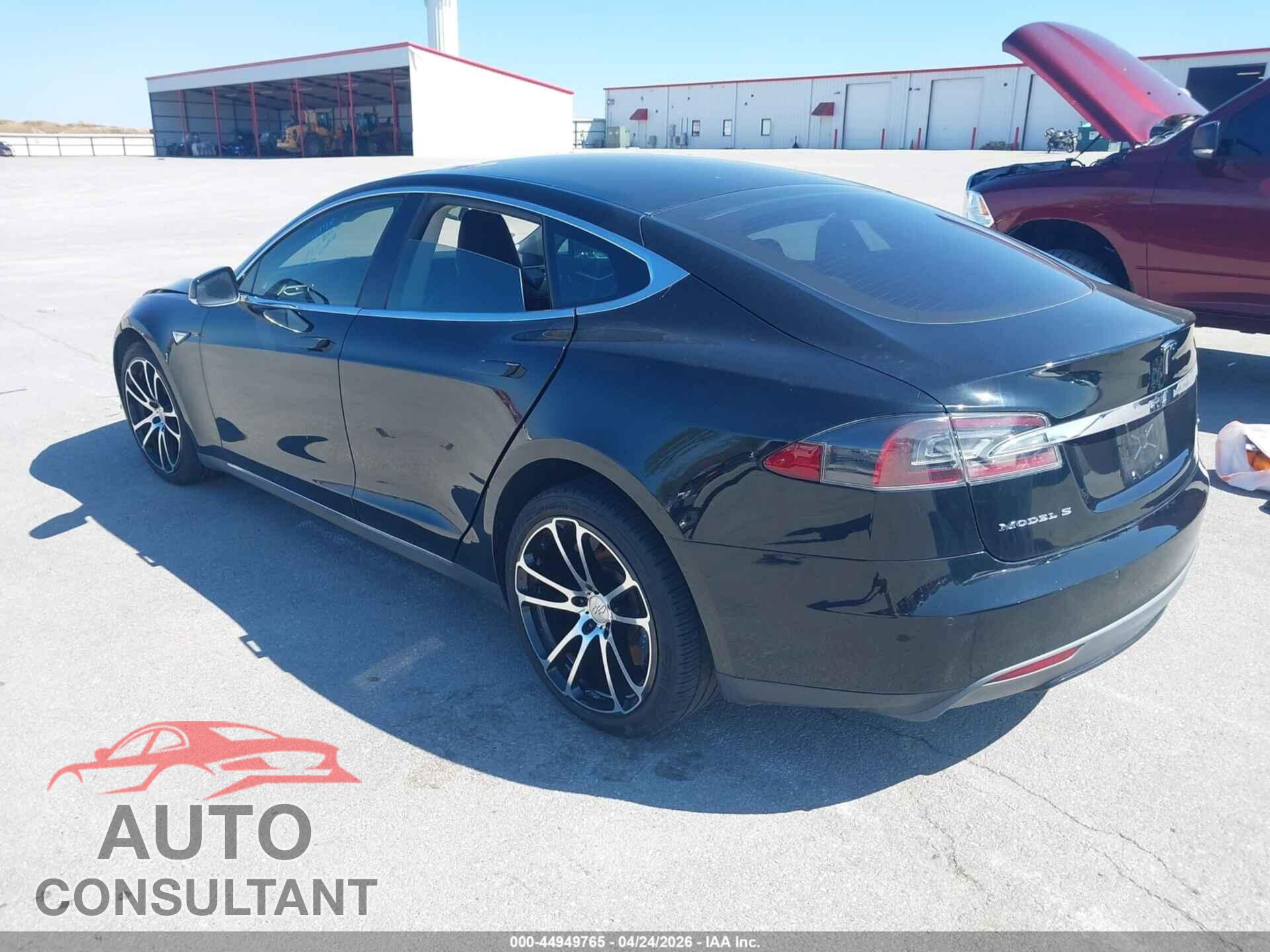 TESLA MODEL S 2015 - 5YJSA1S26FF094616