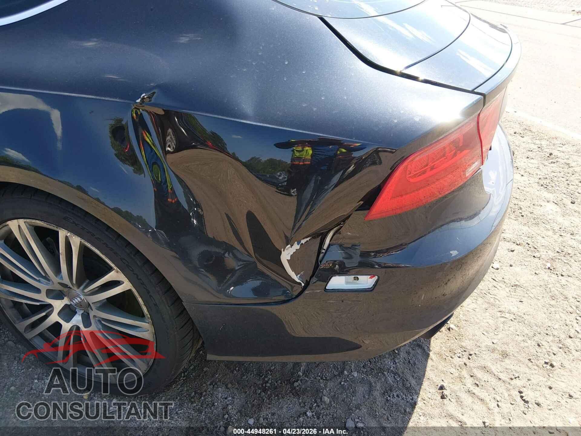 AUDI A7 2014 - WAU2GAFCXEN048155