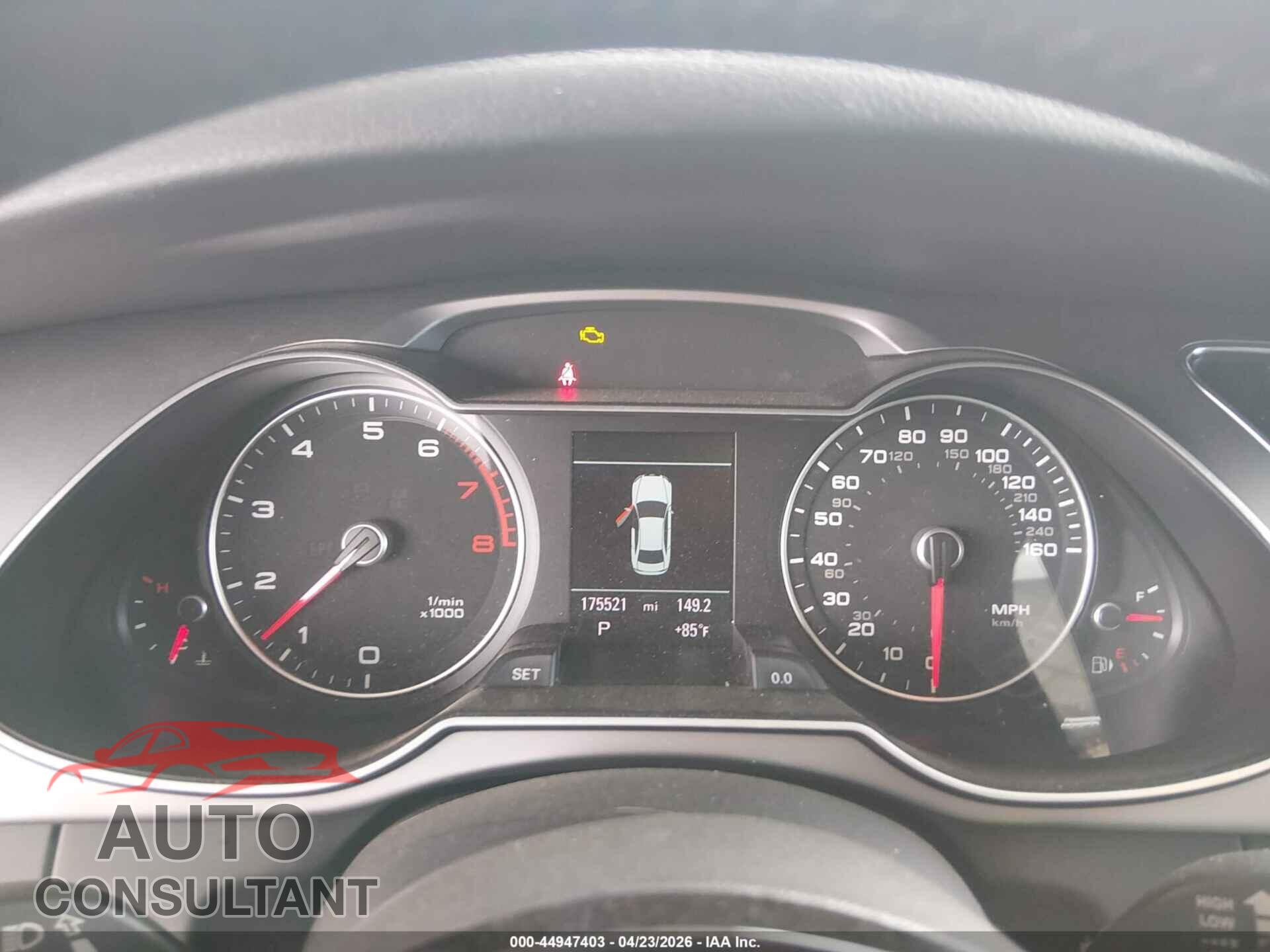 AUDI A4 2013 - WAUFFAFL2DN004847