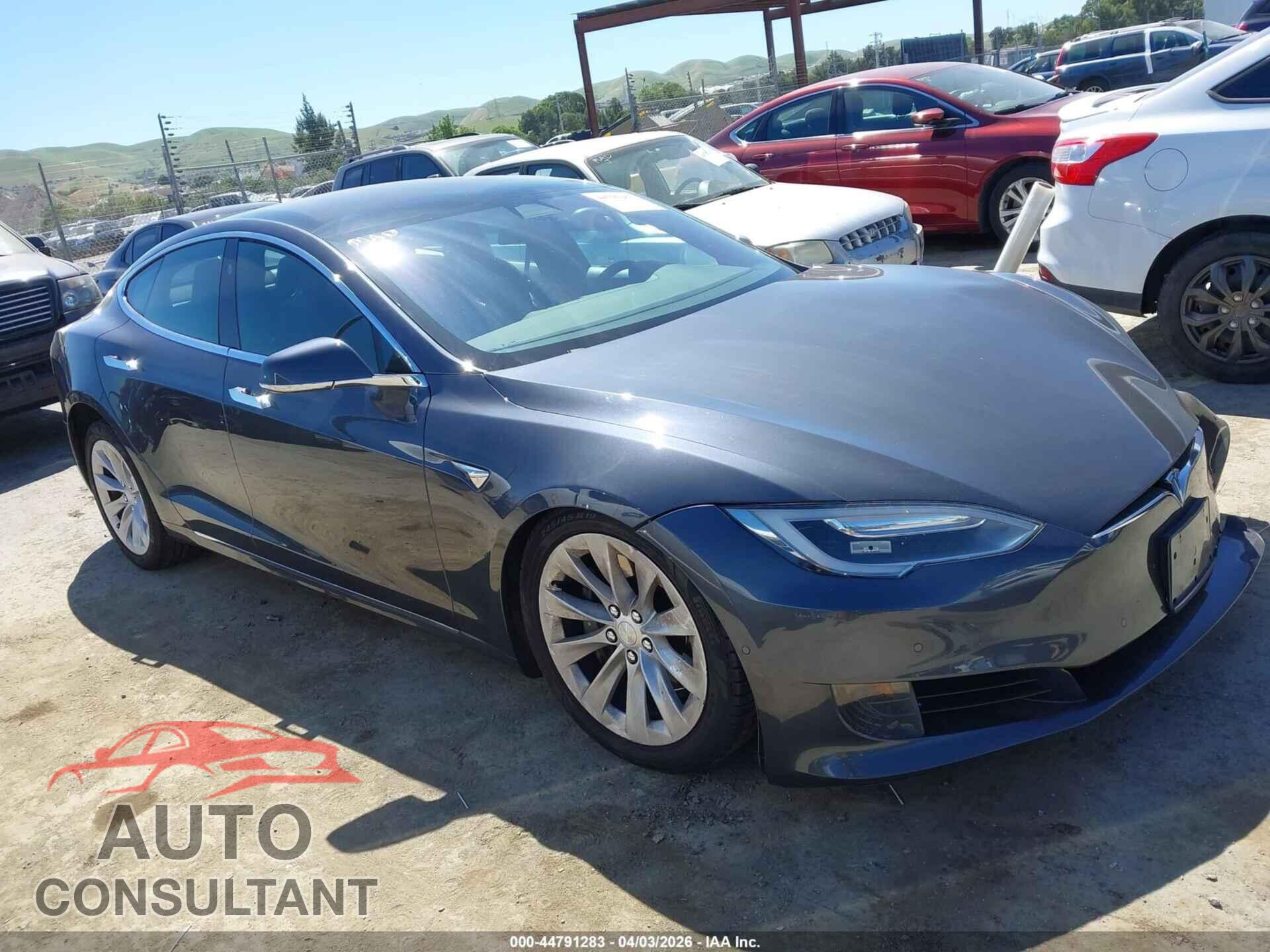 TESLA MODEL S 2017 - 5YJSA1E10HF206557