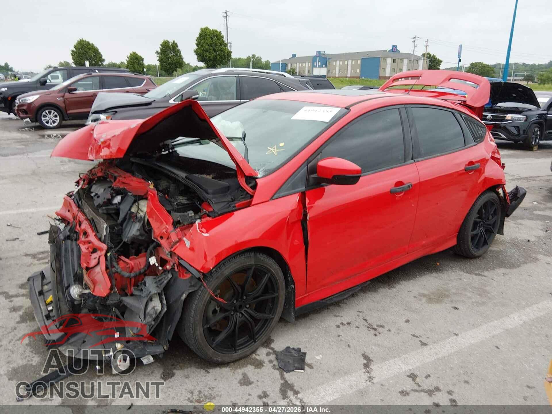 FORD FOCUS ST 2017 - 1FADP3L9XHL203874