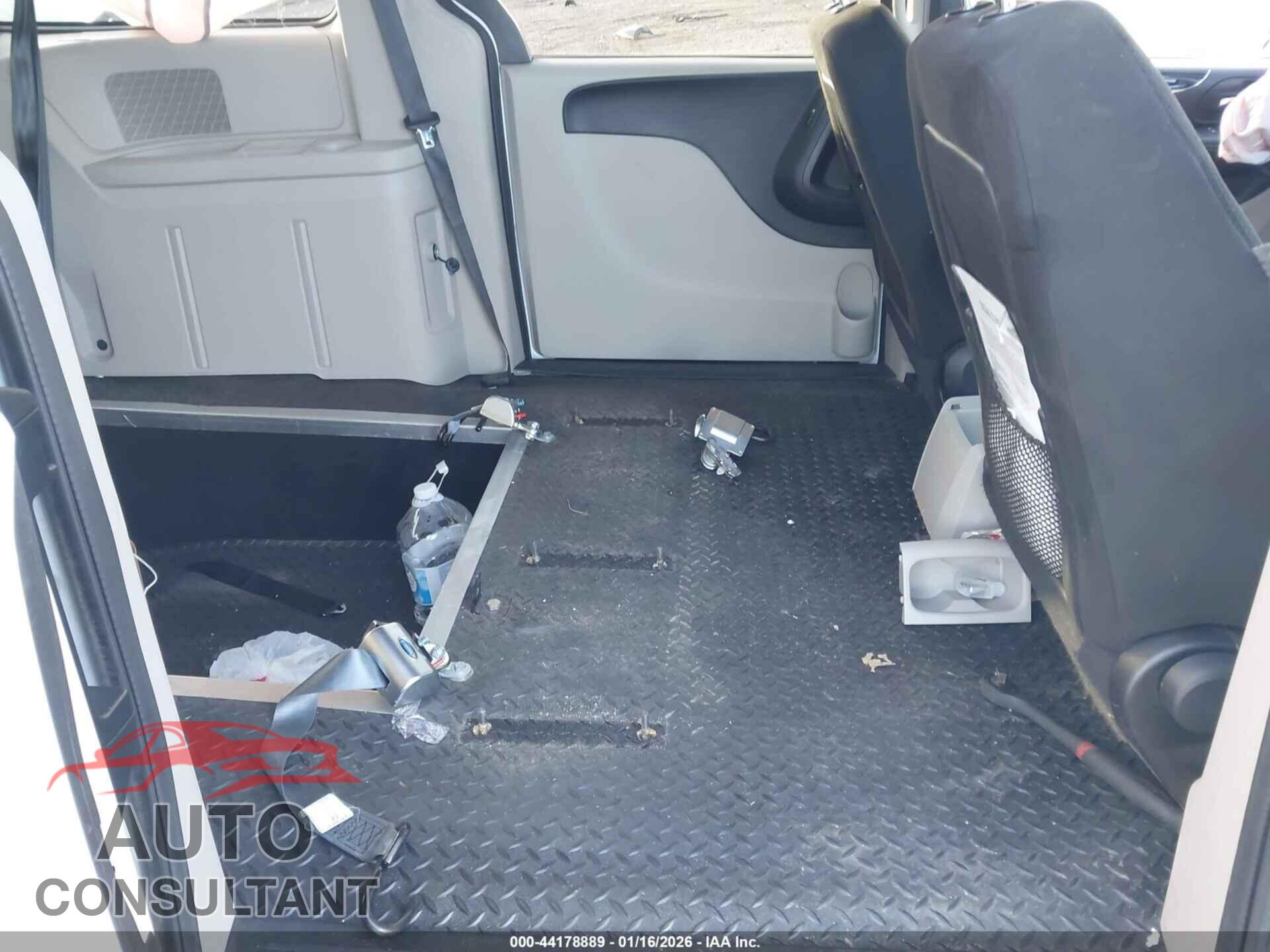 DODGE GRAND CARAVAN 2016 - 2C4RDGBG3GR143720