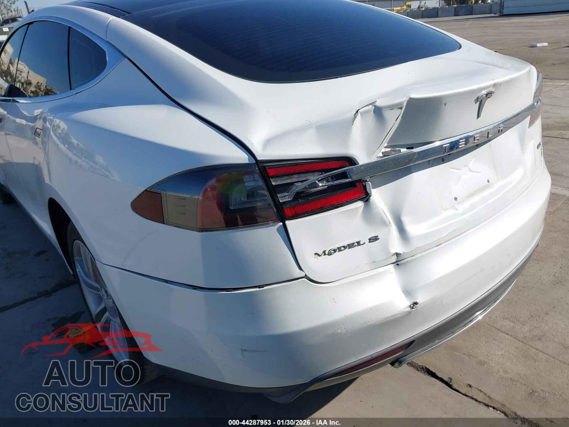 TESLA MODEL S 2013 - 5YJSA1CN5DFP08187