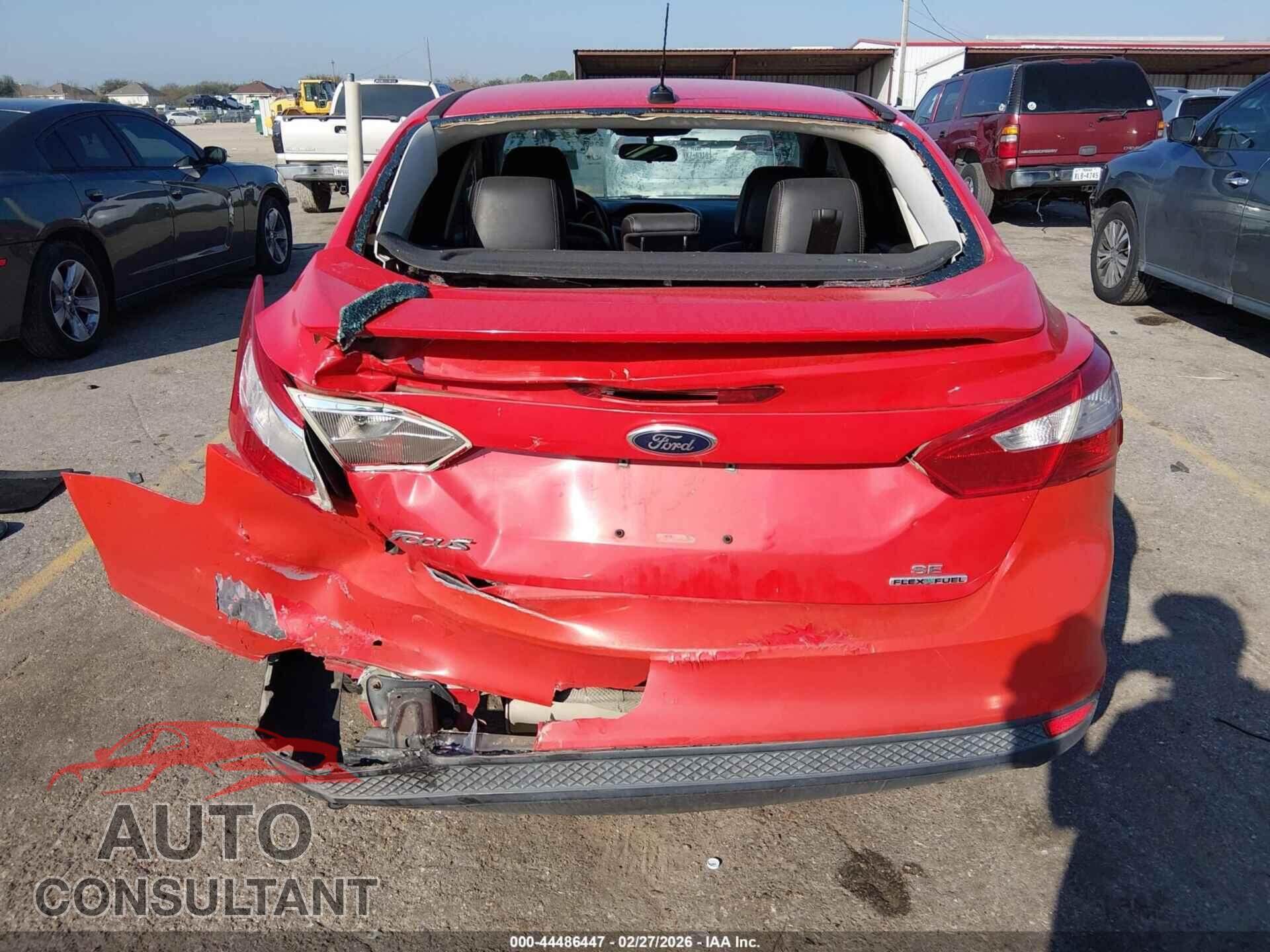 FORD FOCUS 2013 - 1FADP3F2XDL144446