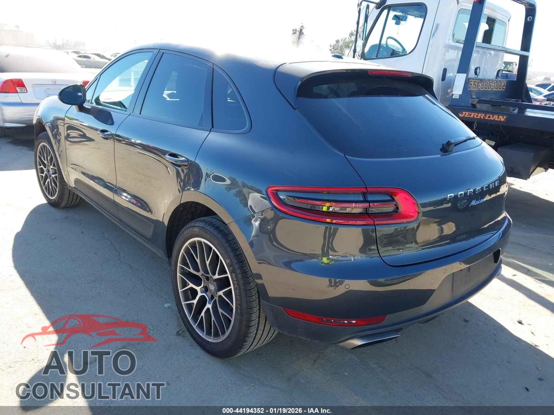 PORSCHE MACAN 2018 - WP1AA2A54JLB23077