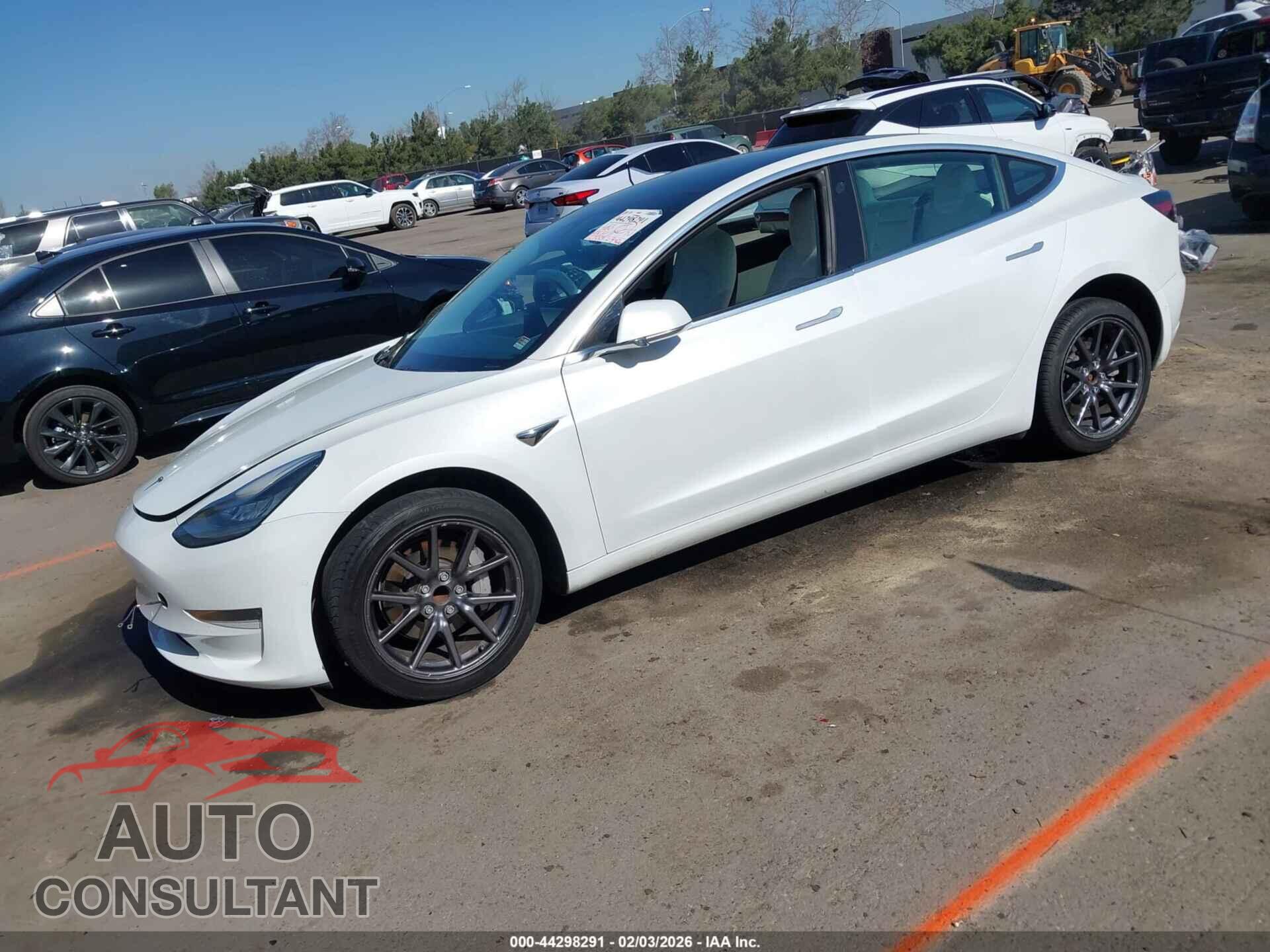 TESLA MODEL 3 2020 - 5YJ3E1EA5LF741109
