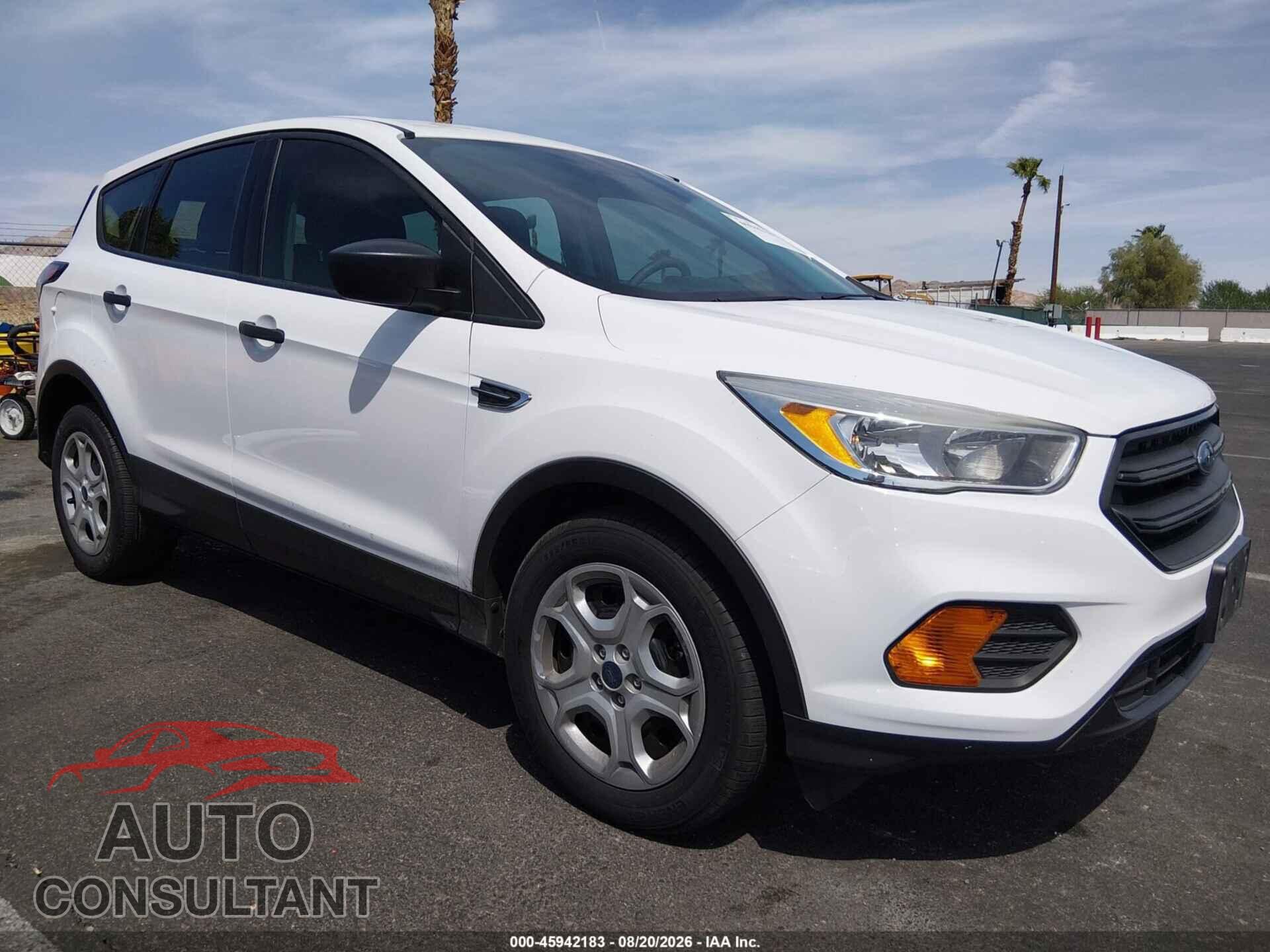 FORD ESCAPE 2017 - 1FMCU0F73HUD73264