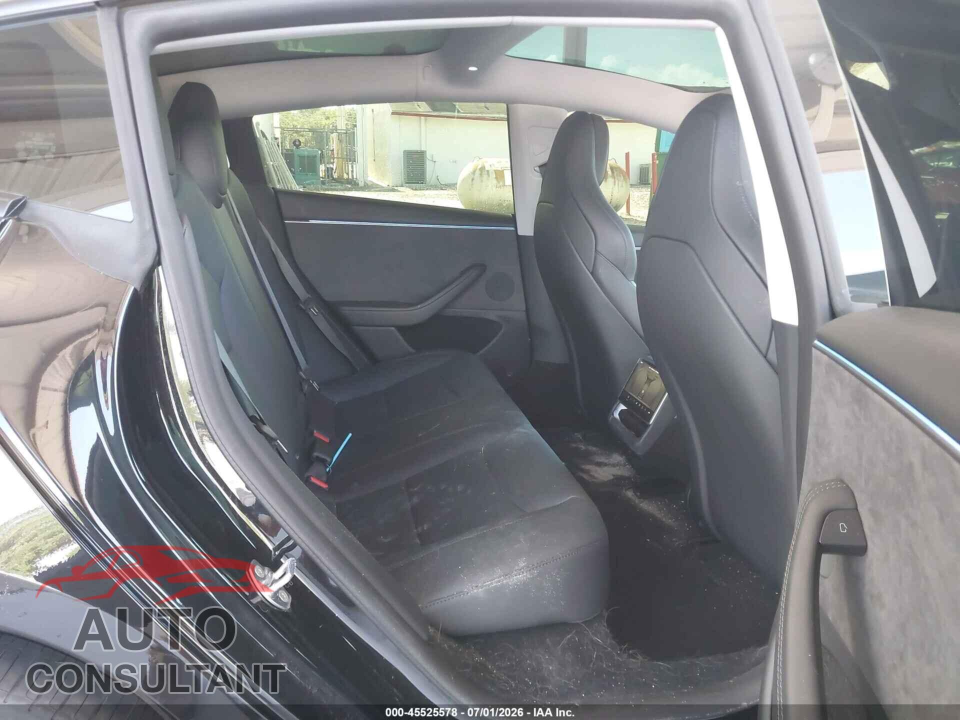 TESLA MODEL 3 2026 - 5YJ3E1ETXTF127724