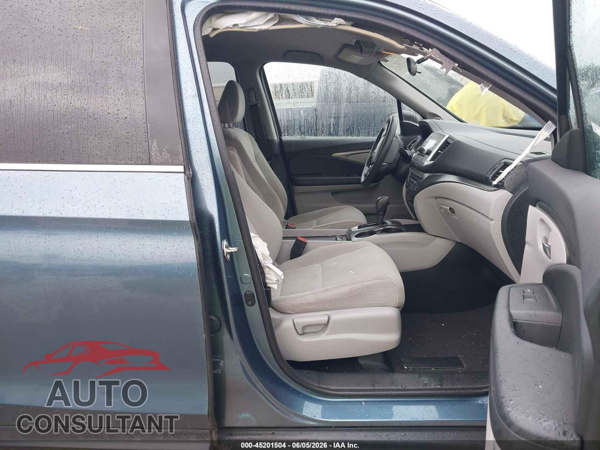 HONDA PILOT 2017 - 5FNYF6H1XHB021789
