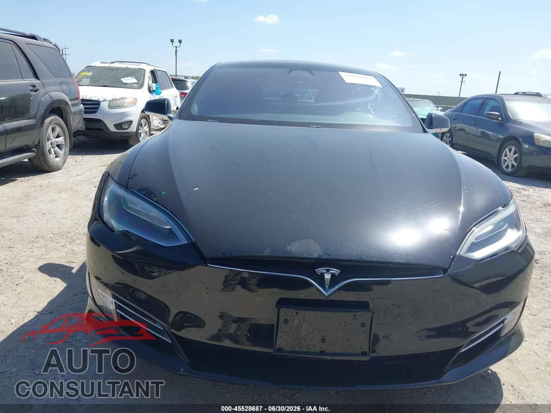 TESLA MODEL S 2017 - 5YJSA1E11HF214876
