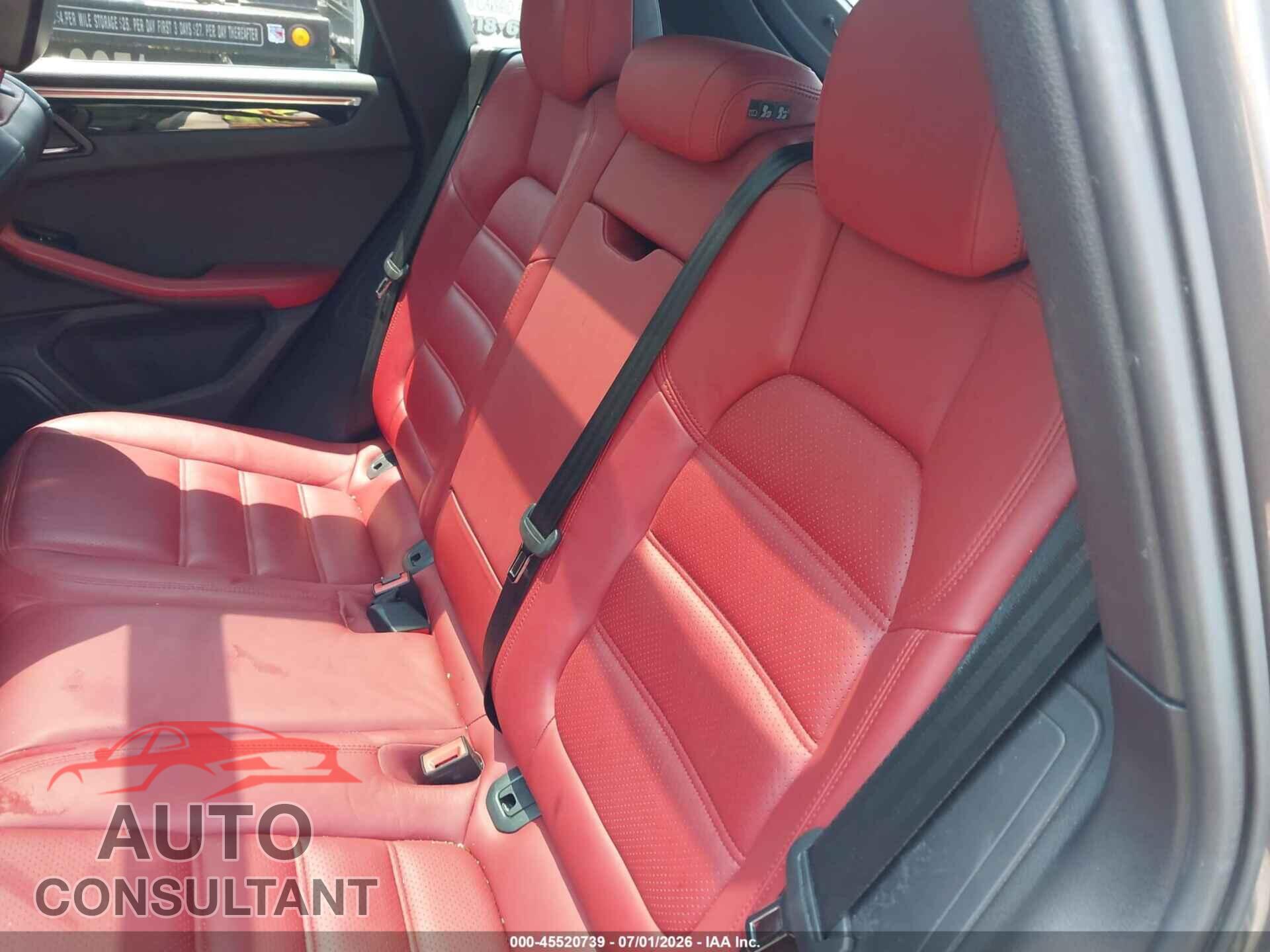 PORSCHE MACAN 2015 - WP1AB2A56FLB65450