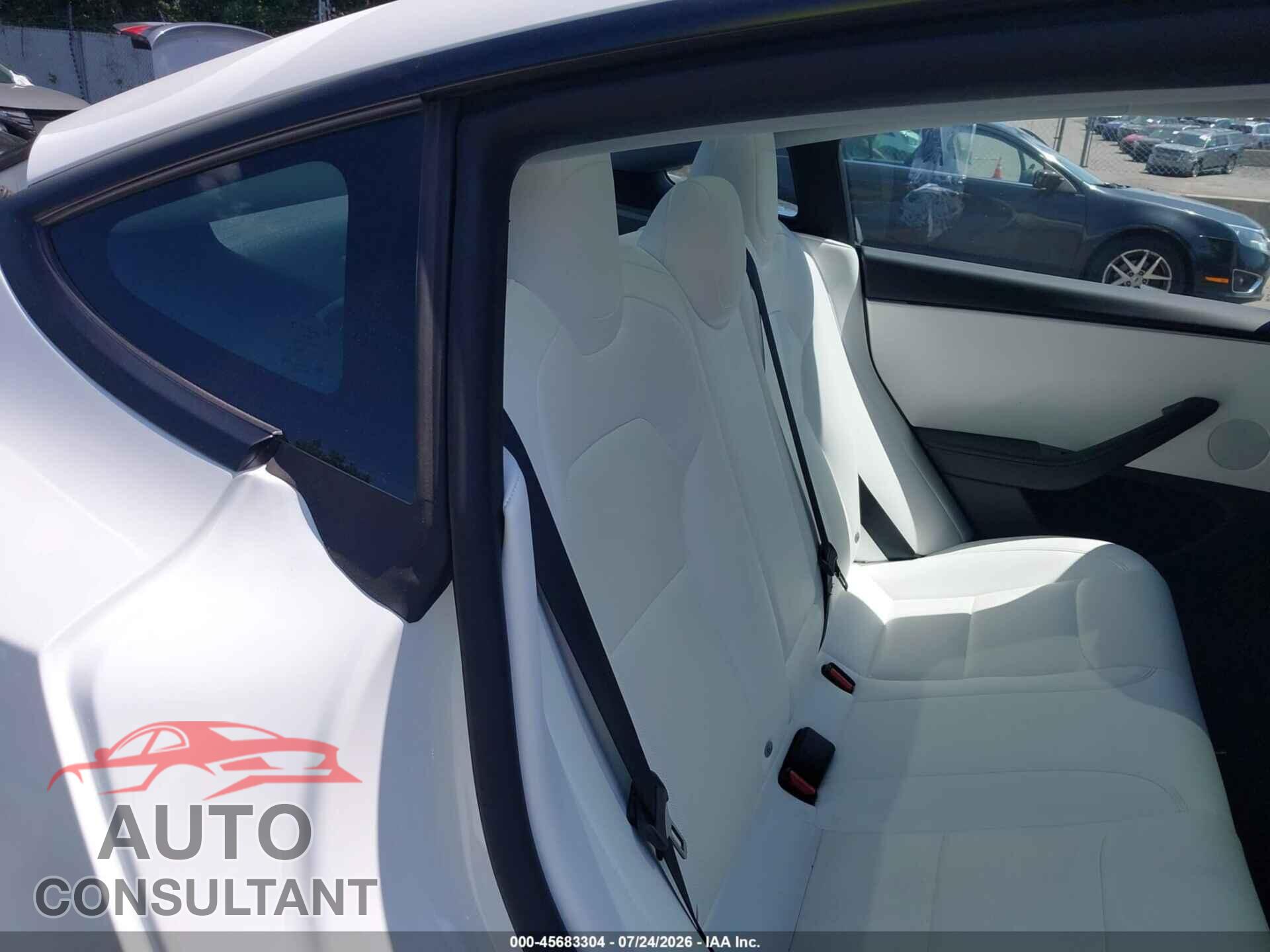 TESLA MODEL 3 2024 - 5YJ3E1EA1RF868626