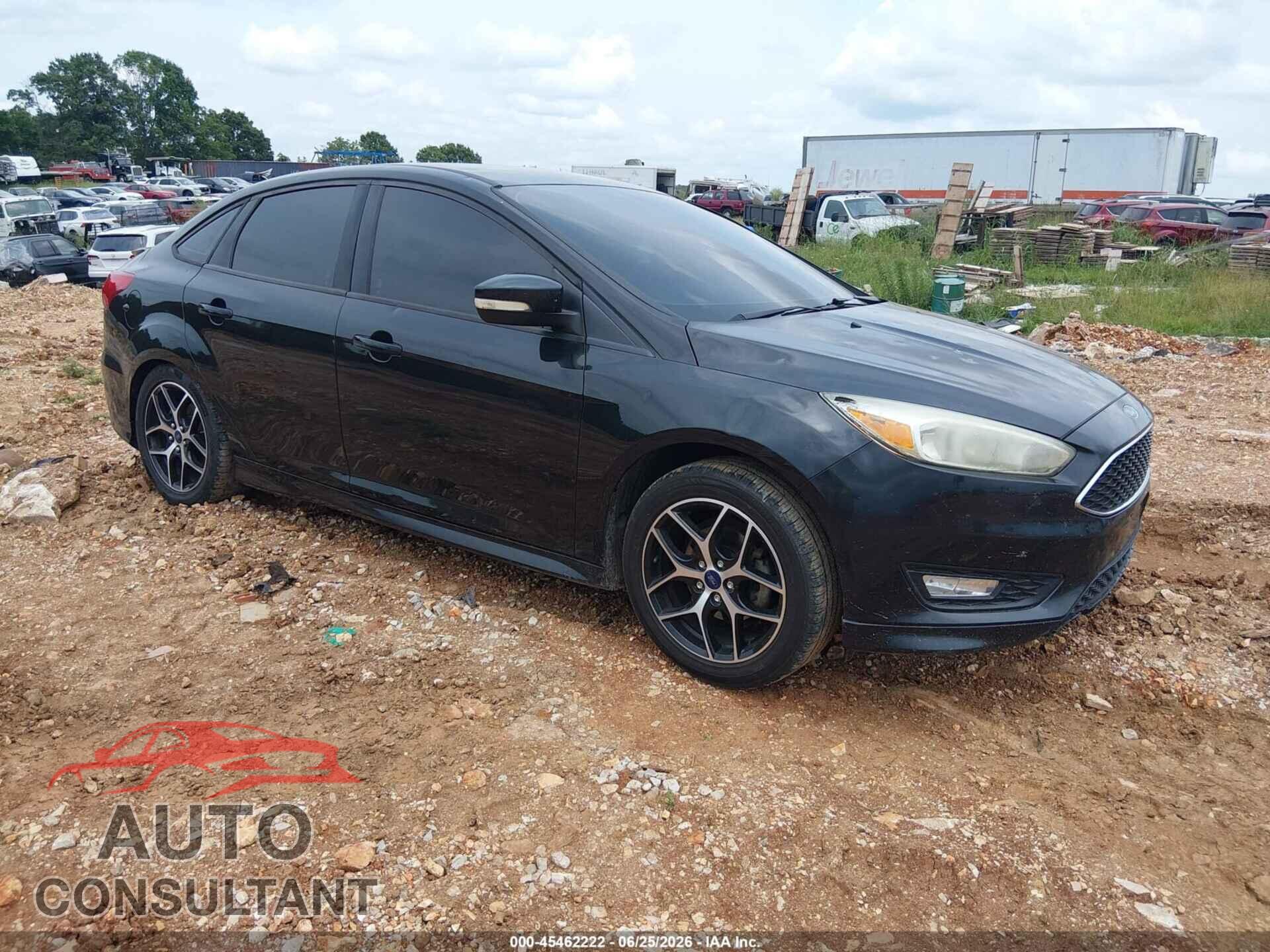 FORD FOCUS 2015 - 1FADP3FE2FL348266