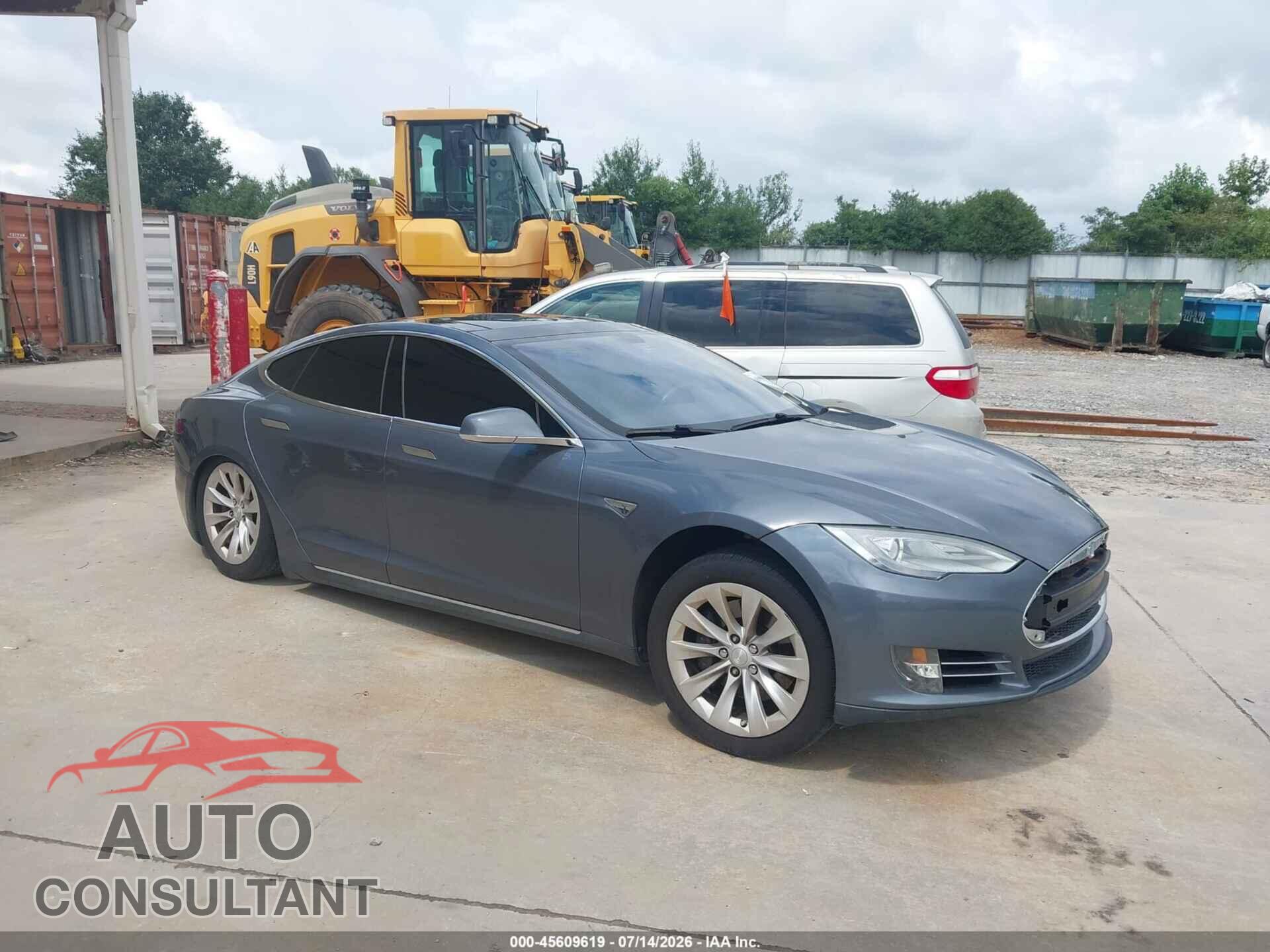 TESLA MODEL S 2013 - 5YJSA1CP2DFP14840