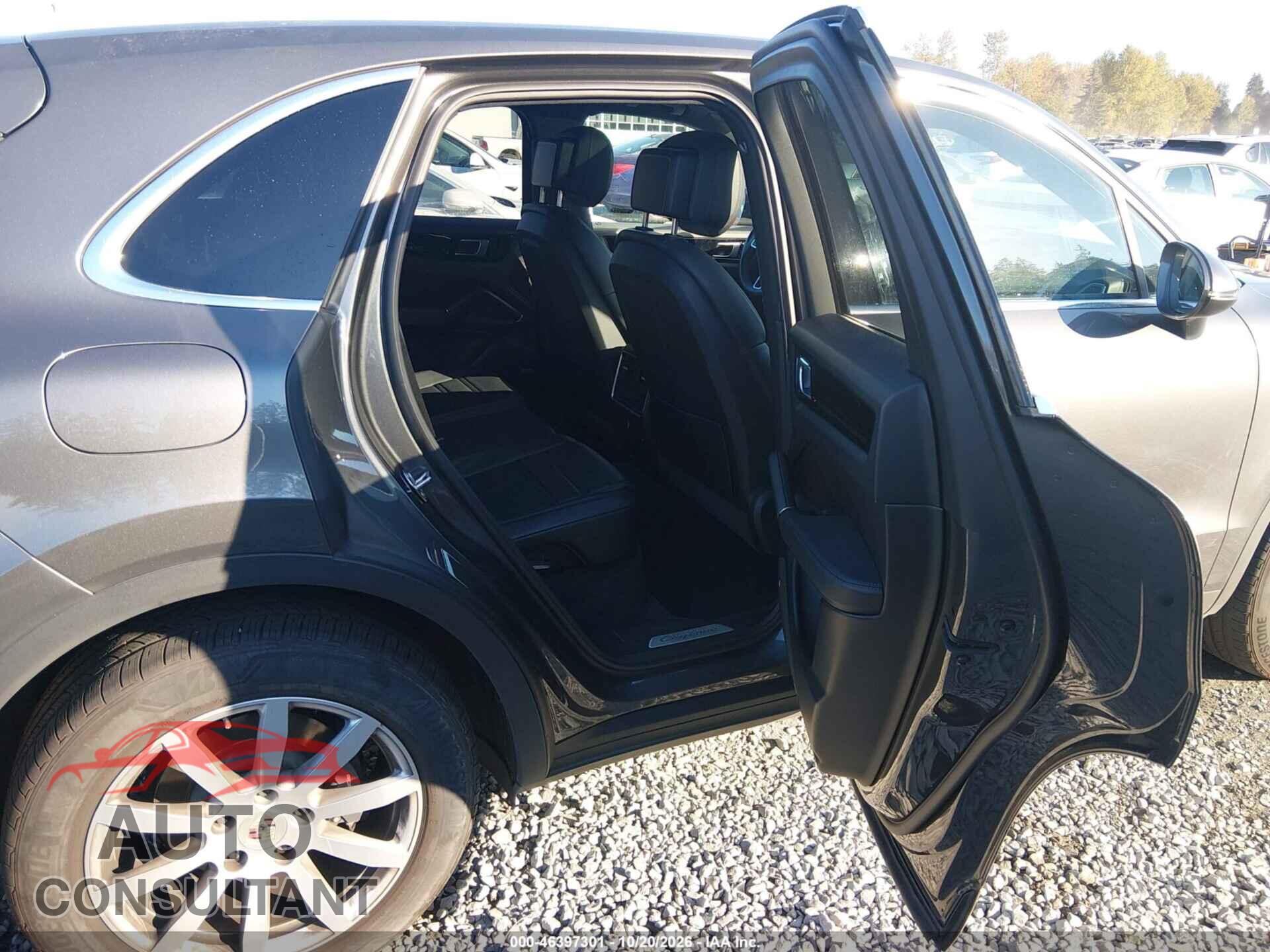 PORSCHE CAYENNE 2019 - WP1AA2AY0KDA14606