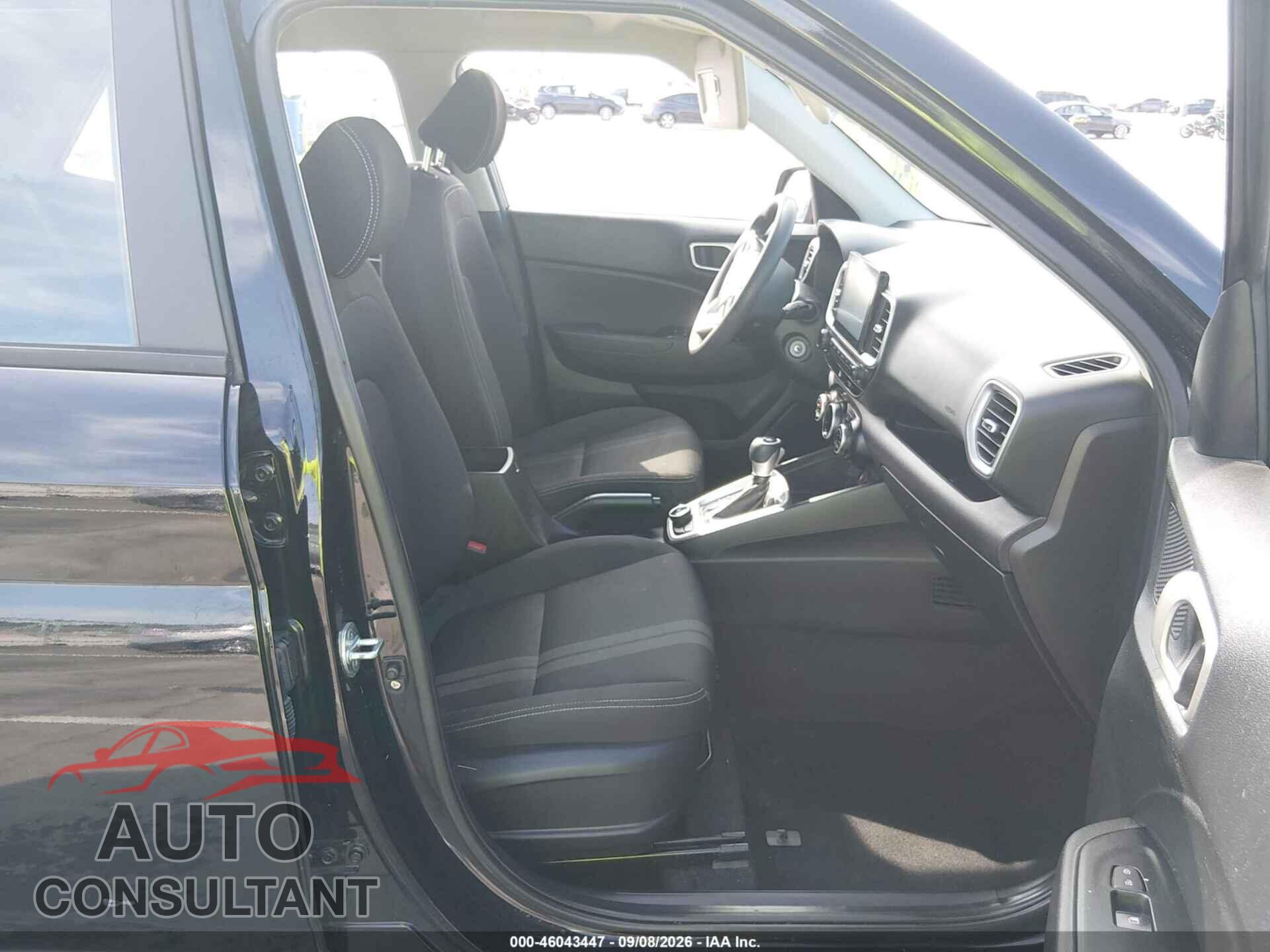 HYUNDAI VENUE 2020 - KMHRC8A37LU019028