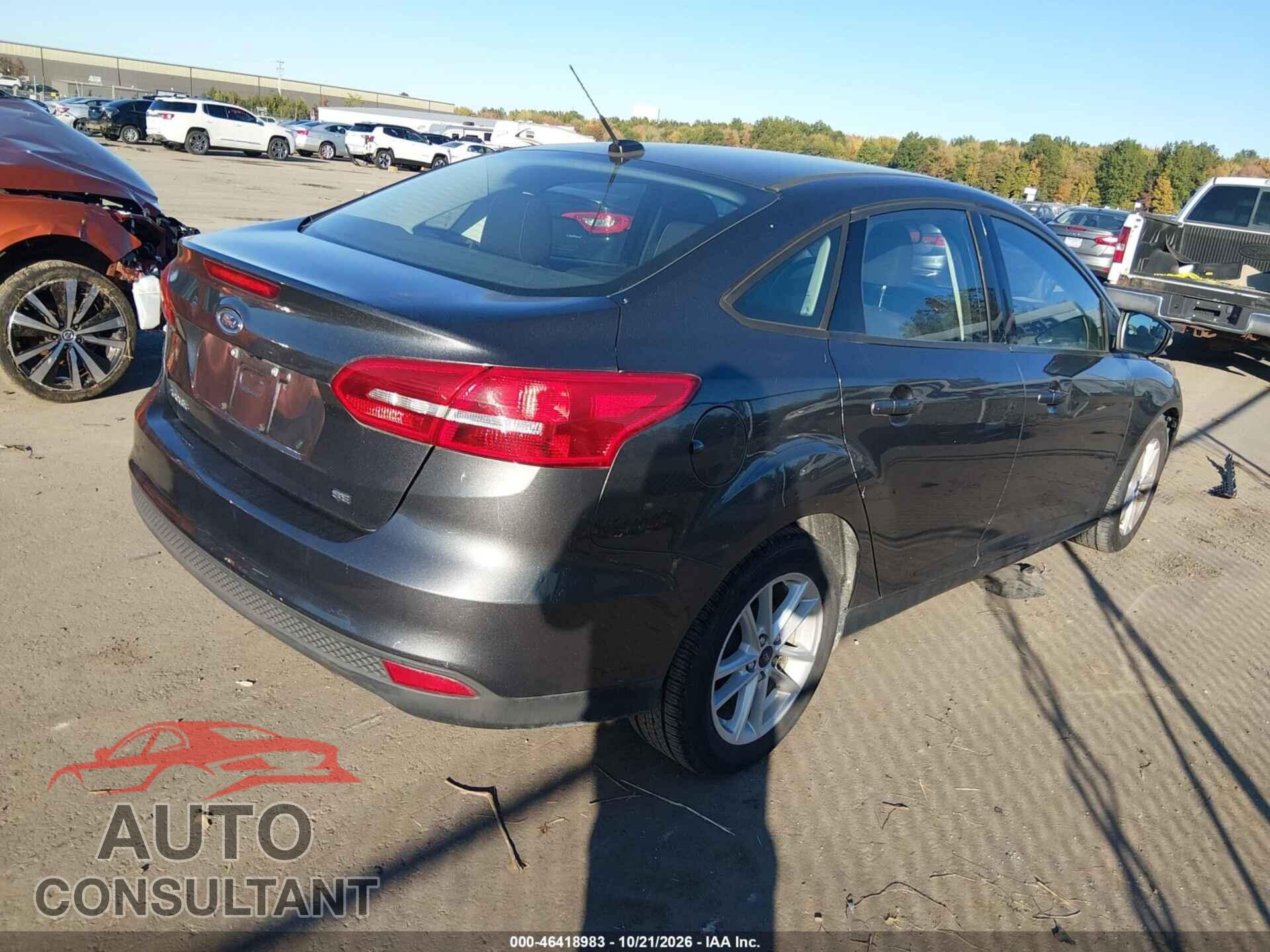 FORD FOCUS 2017 - 1FADP3F28HL311327