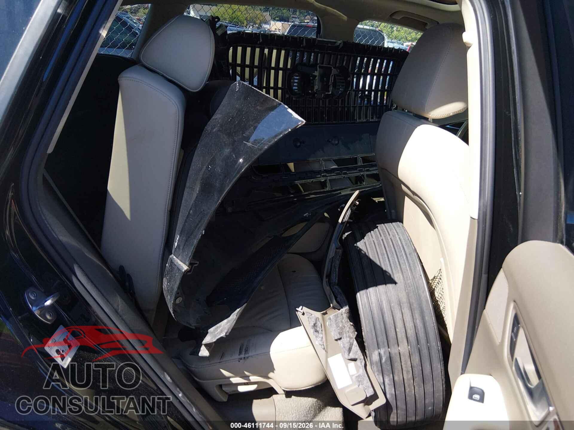 AUDI Q5 2011 - WA1CFAFP3BA056902