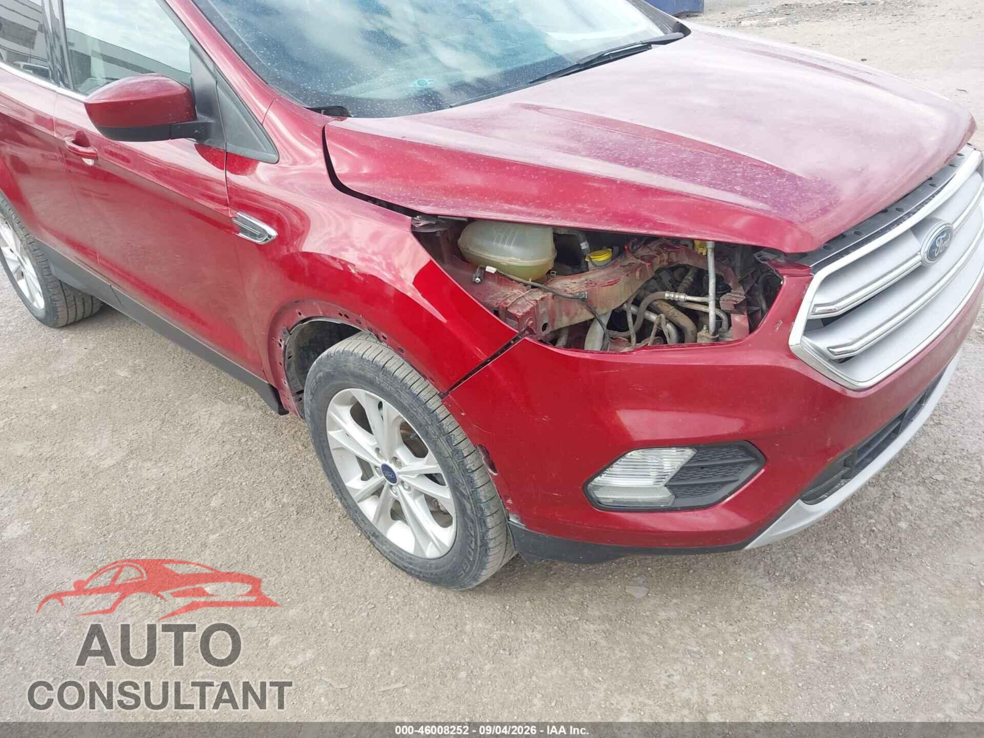 FORD ESCAPE 2017 - 1FMCU0GD7HUB20548