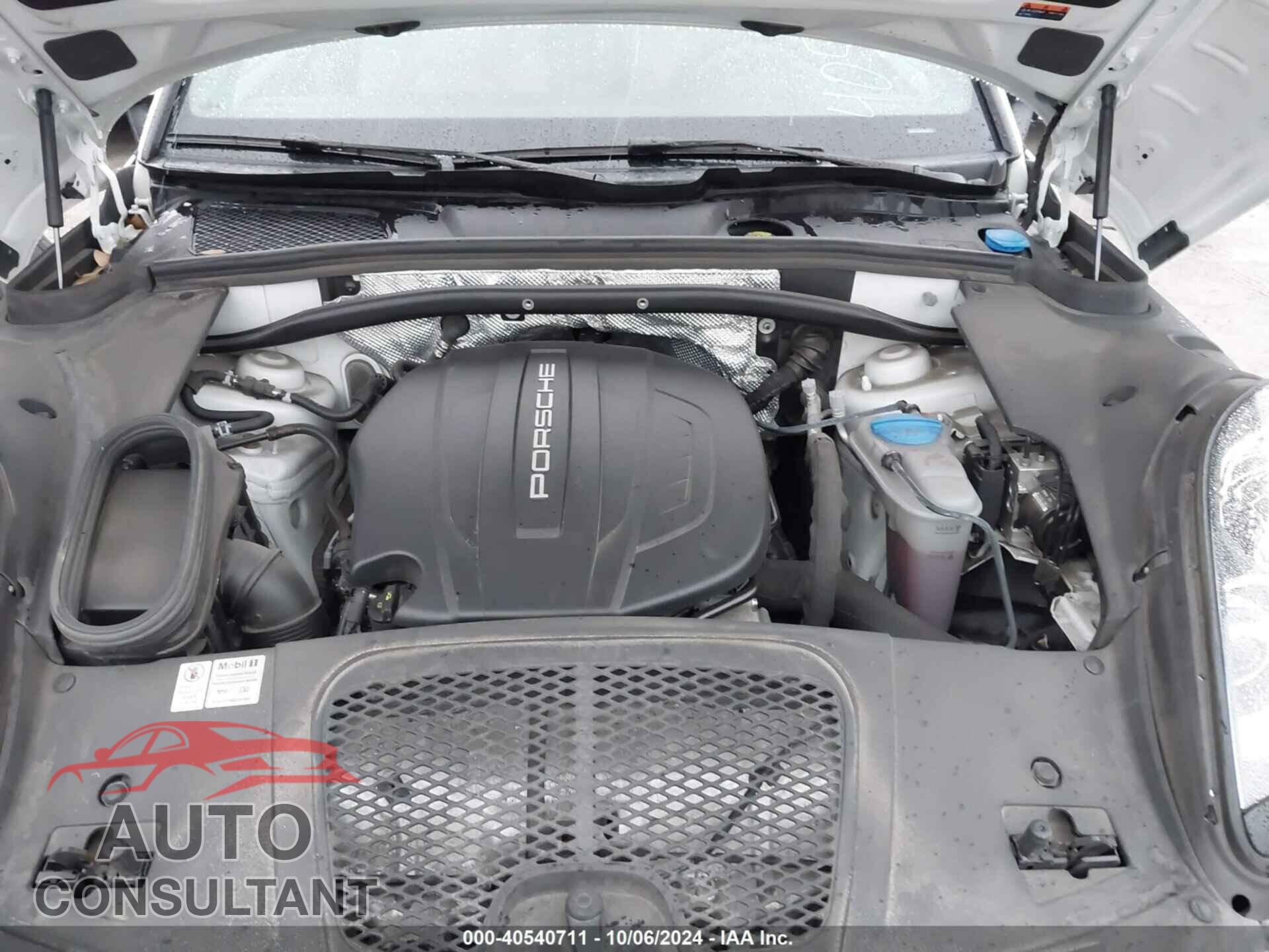 PORSCHE MACAN 2017 - WP1AA2A52HLB09432