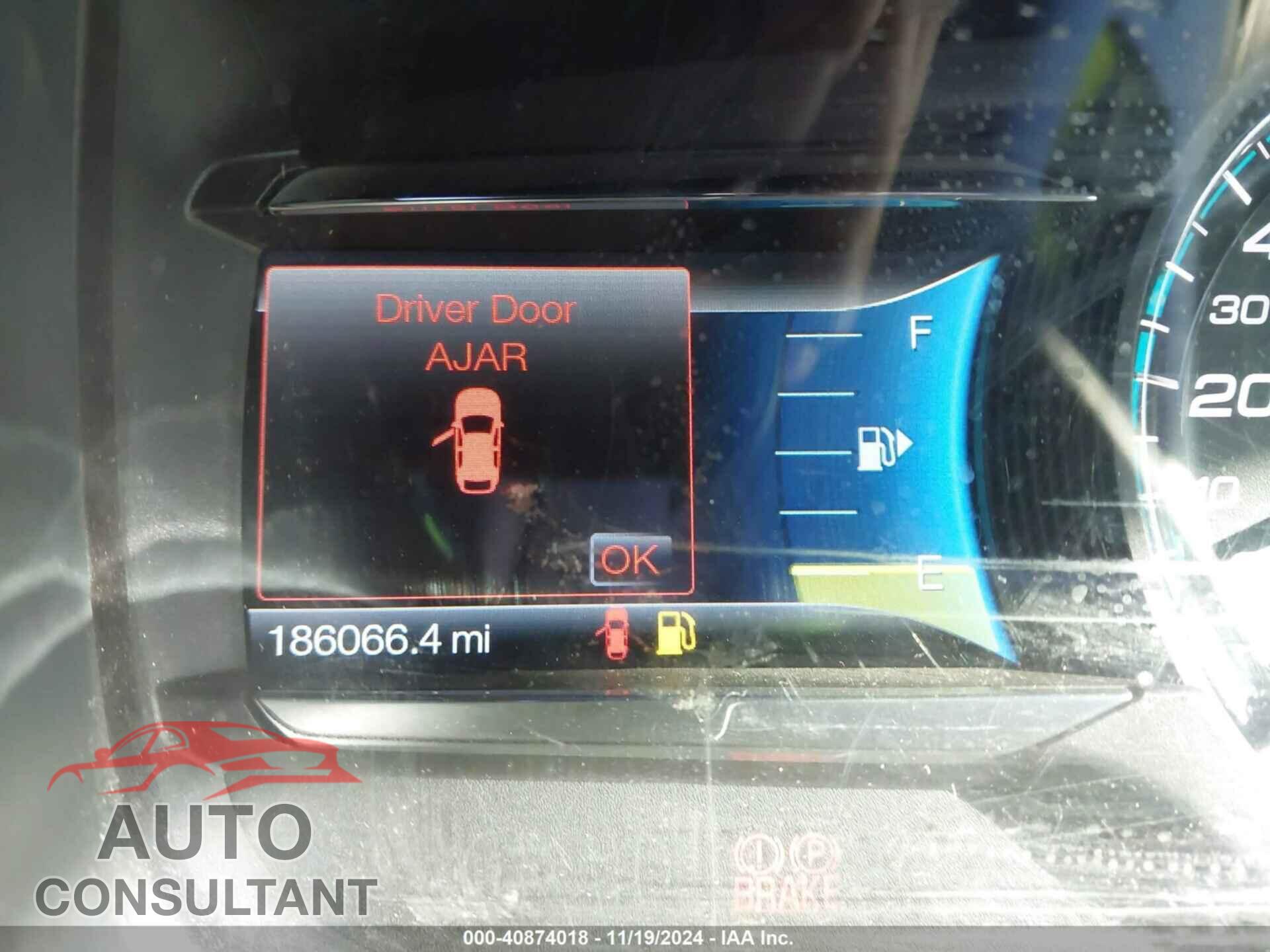 FORD TAURUS 2013 - 1FAHP2E82DG111760