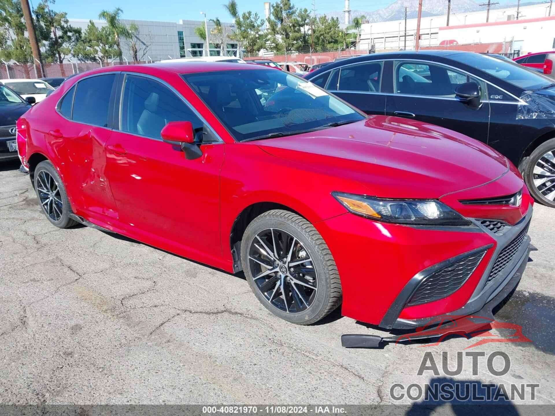 TOYOTA CAMRY 2021 - 4T1G11AK5MU402978
