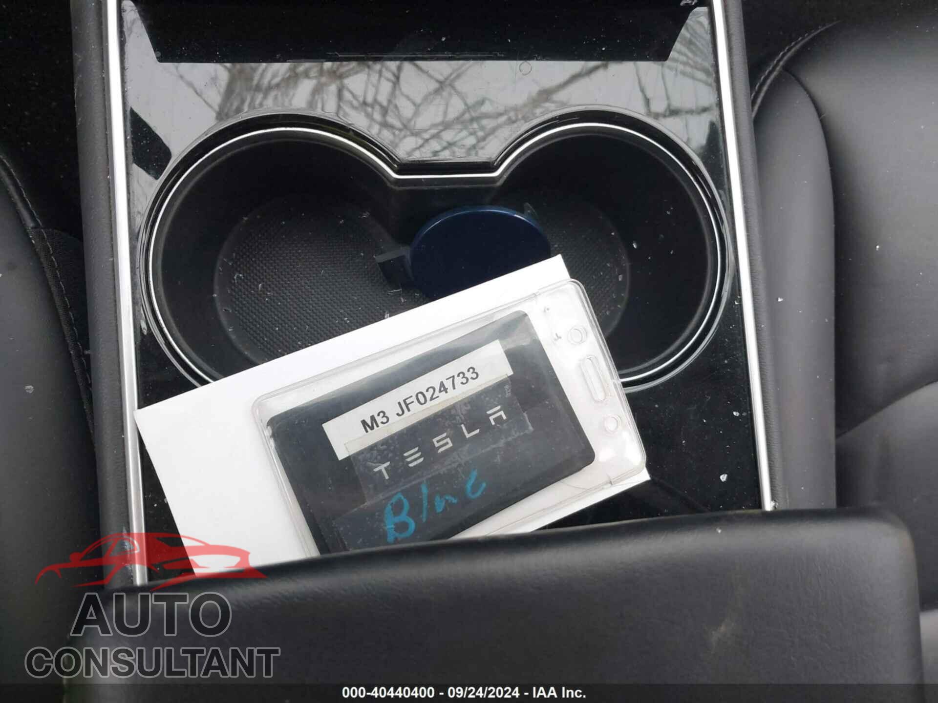 TESLA MODEL 3 2018 - 5YJ3E1EA6JF024733