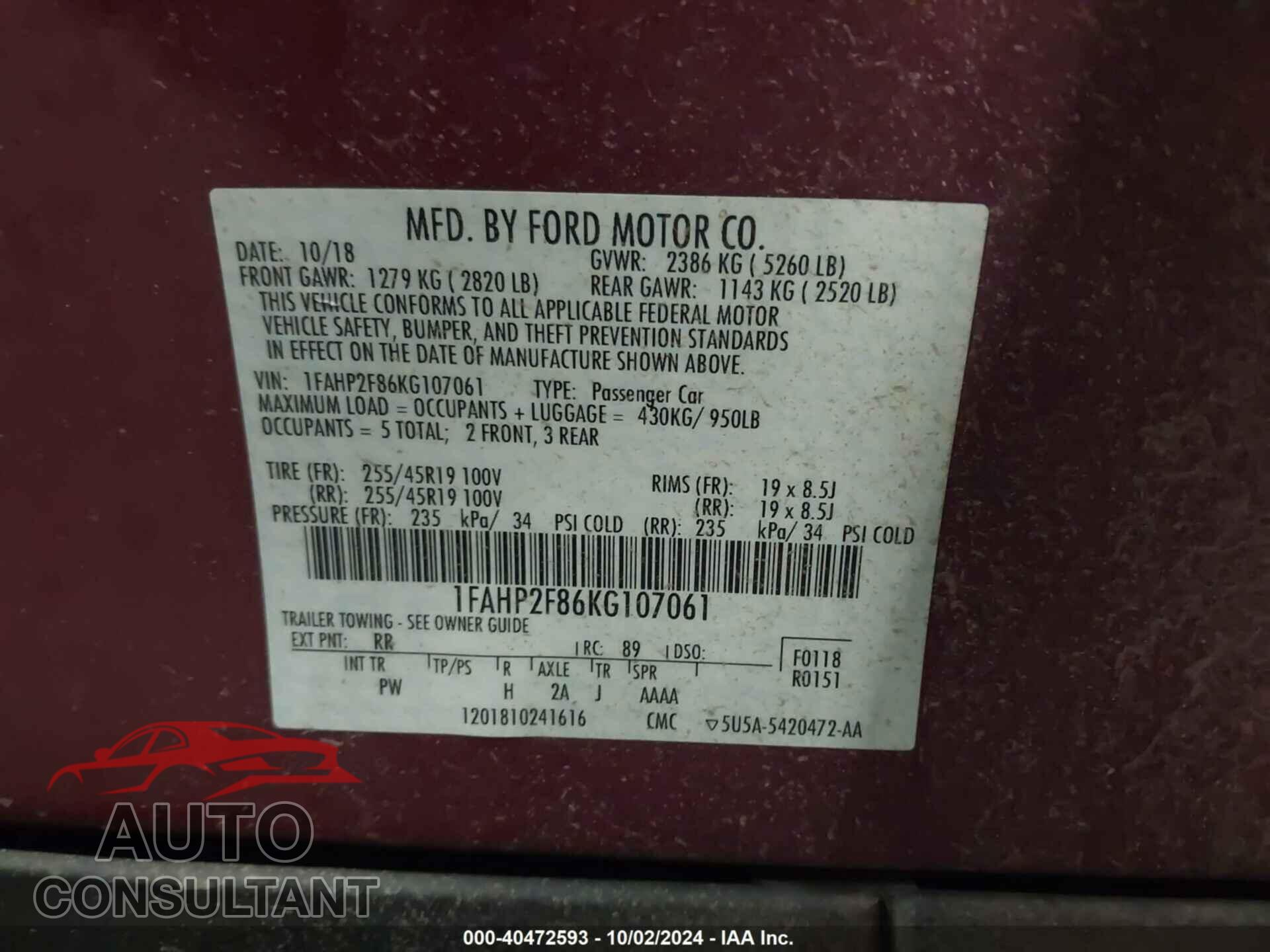 FORD TAURUS 2019 - 1FAHP2F86KG107061