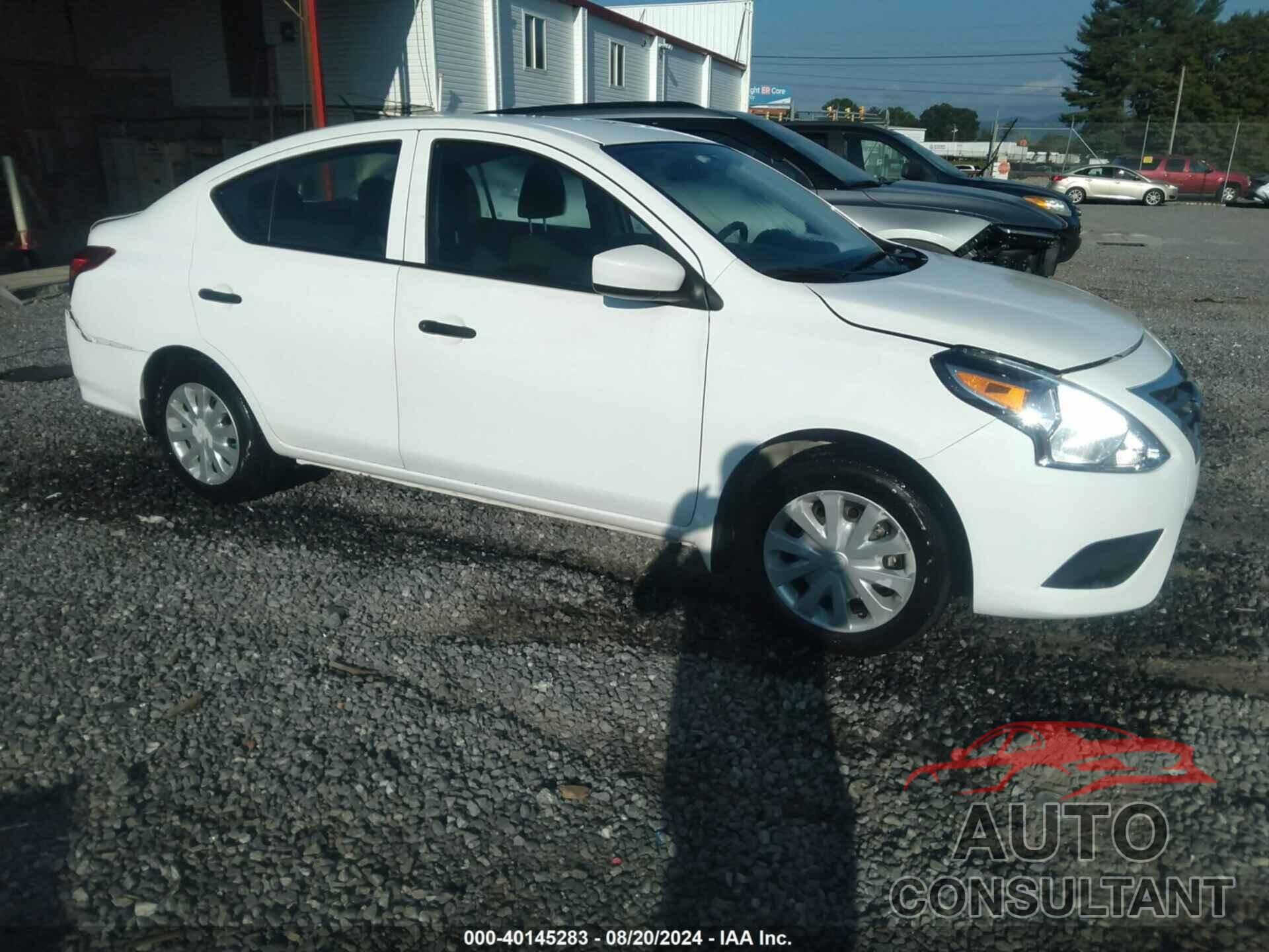 NISSAN VERSA 2018 - 3N1CN7APXJL840944