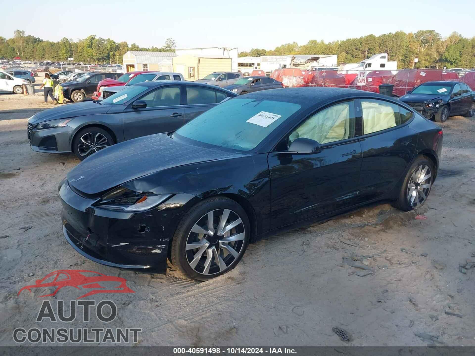 TESLA MODEL 3 2024 - 5YJ3E1EA9RF821831
