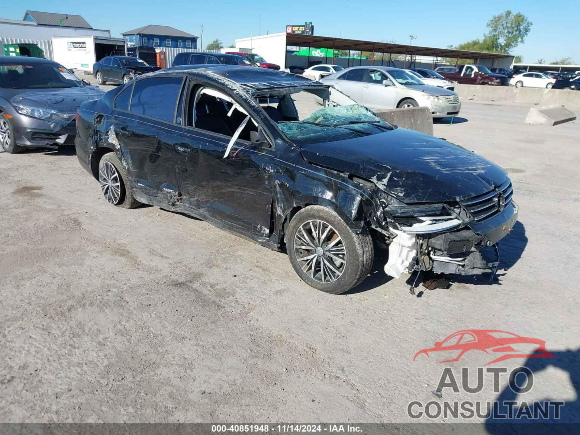 VOLKSWAGEN JETTA 2018 - 3VWDB7AJ2JM211465