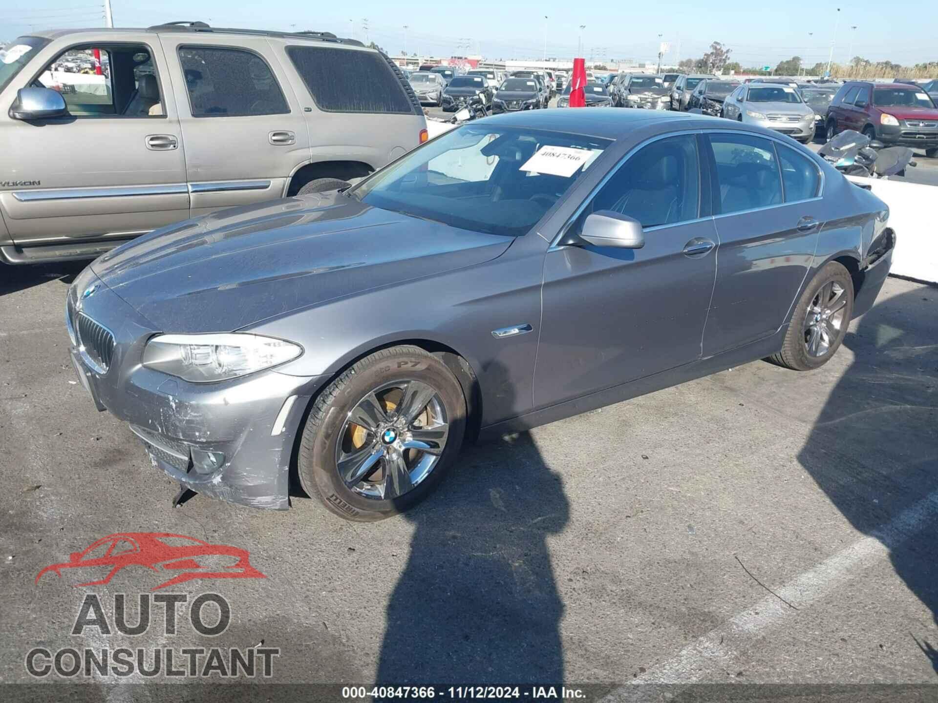 BMW 528I 2012 - WBAXG5C59CDX03542