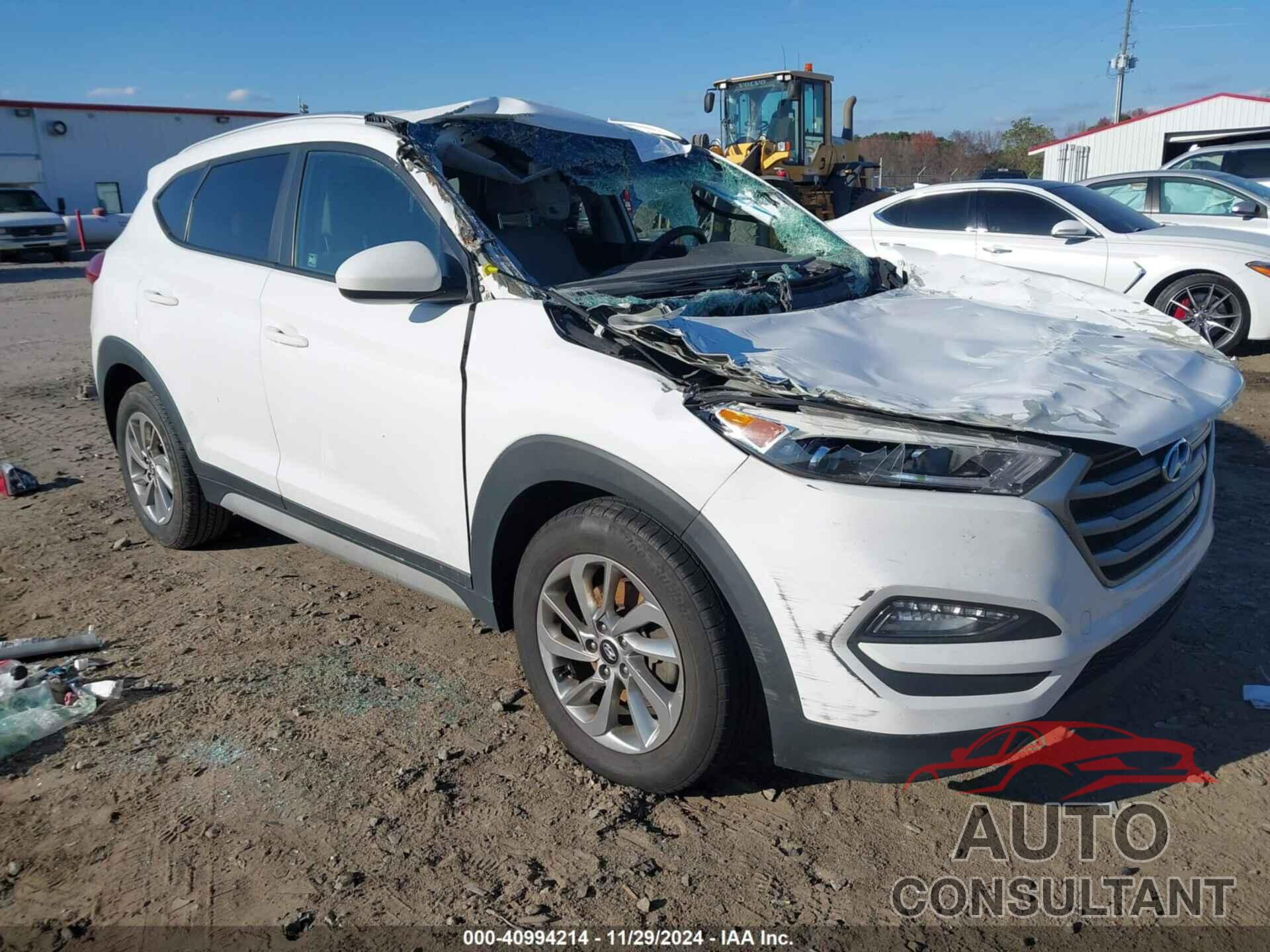 HYUNDAI TUCSON 2018 - KM8J33A48JU670643