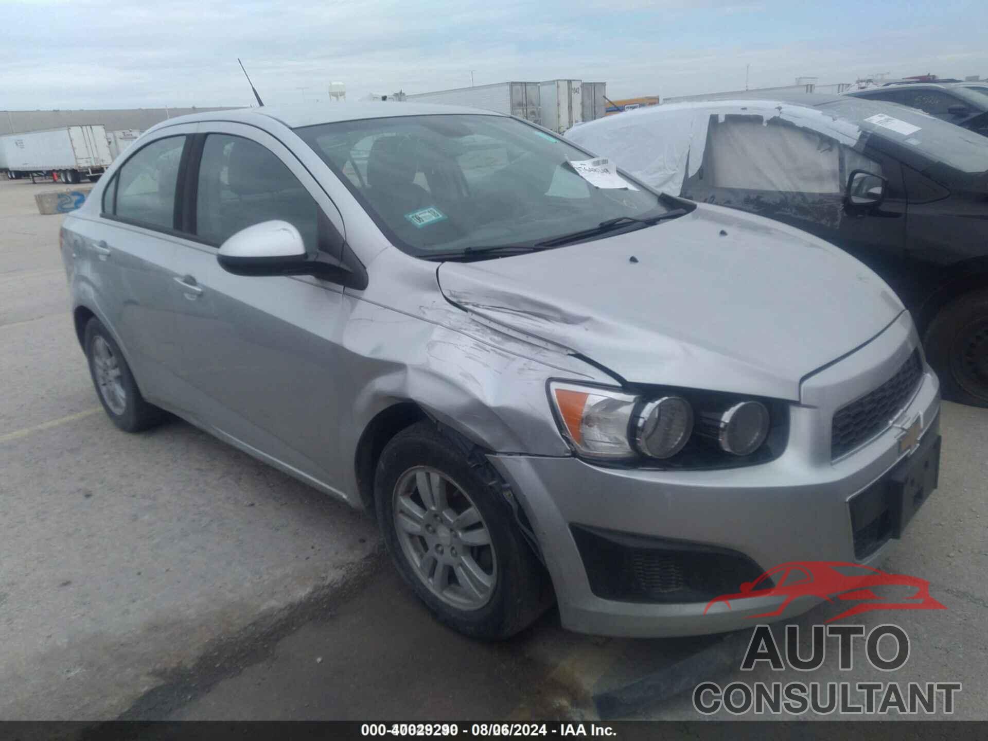 CHEVROLET SONIC 2012 - 1G1JA5SH0C4133638