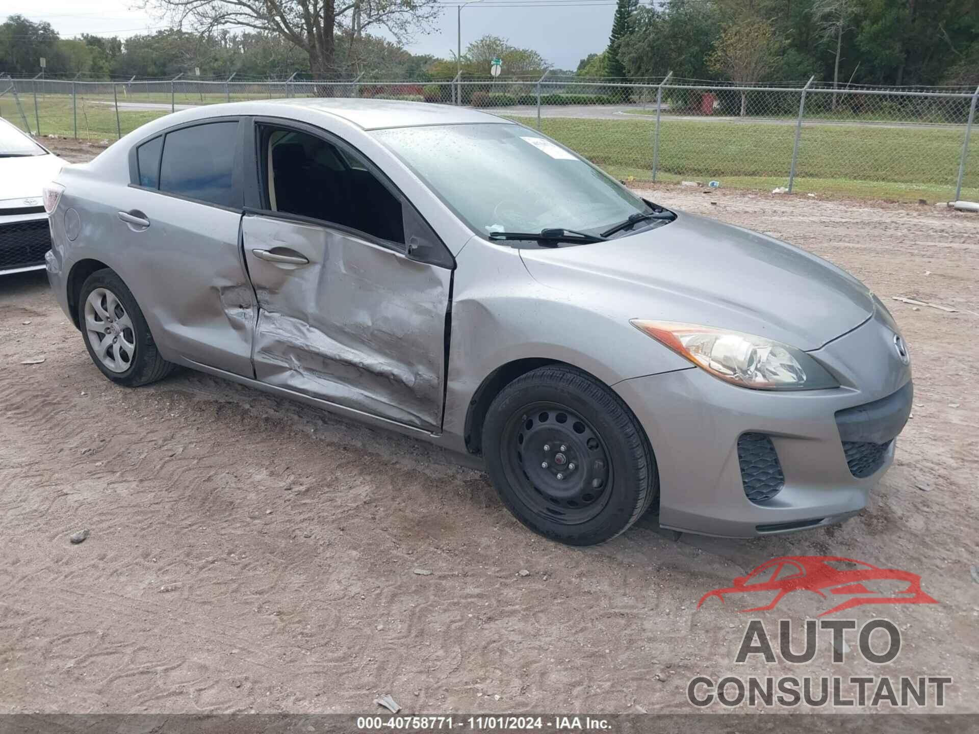 MAZDA MAZDA3 2012 - JM1BL1UF5C1583121