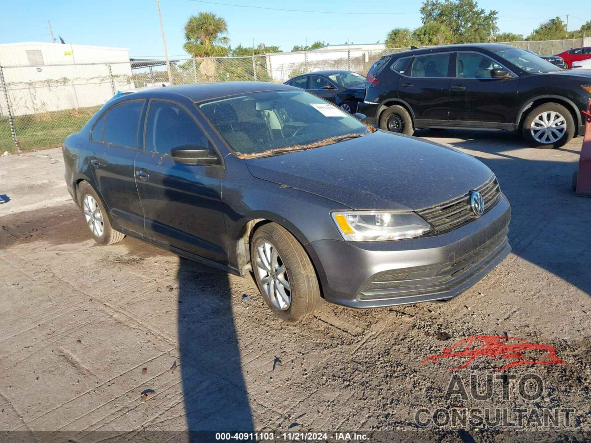 VOLKSWAGEN JETTA 2015 - 3VWD17AJXFM260858