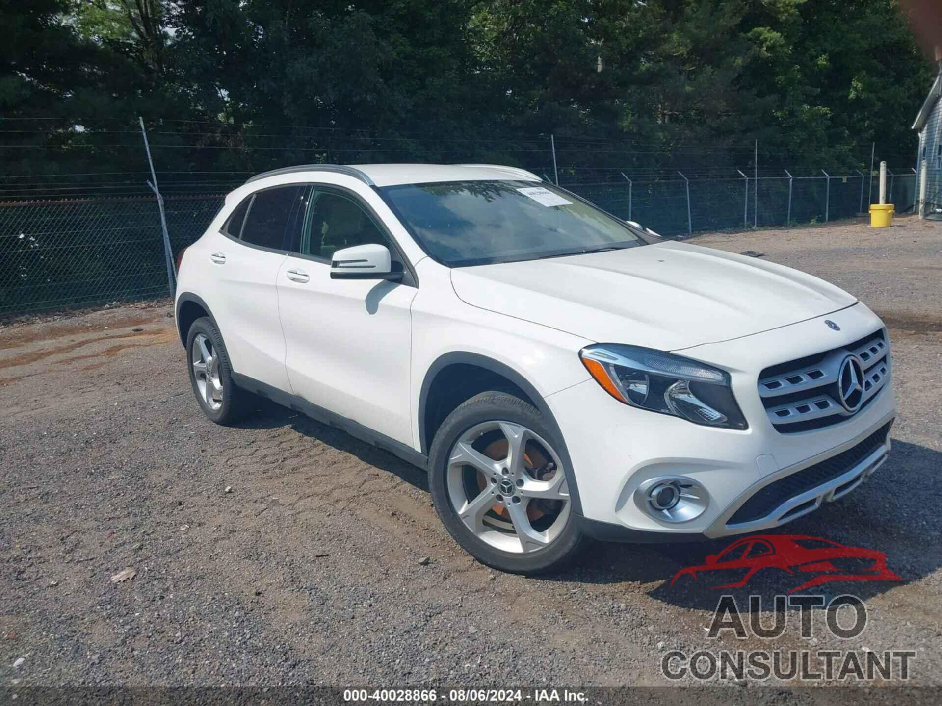 MERCEDES-BENZ GLA 250 2019 - WDCTG4GB7KU012823
