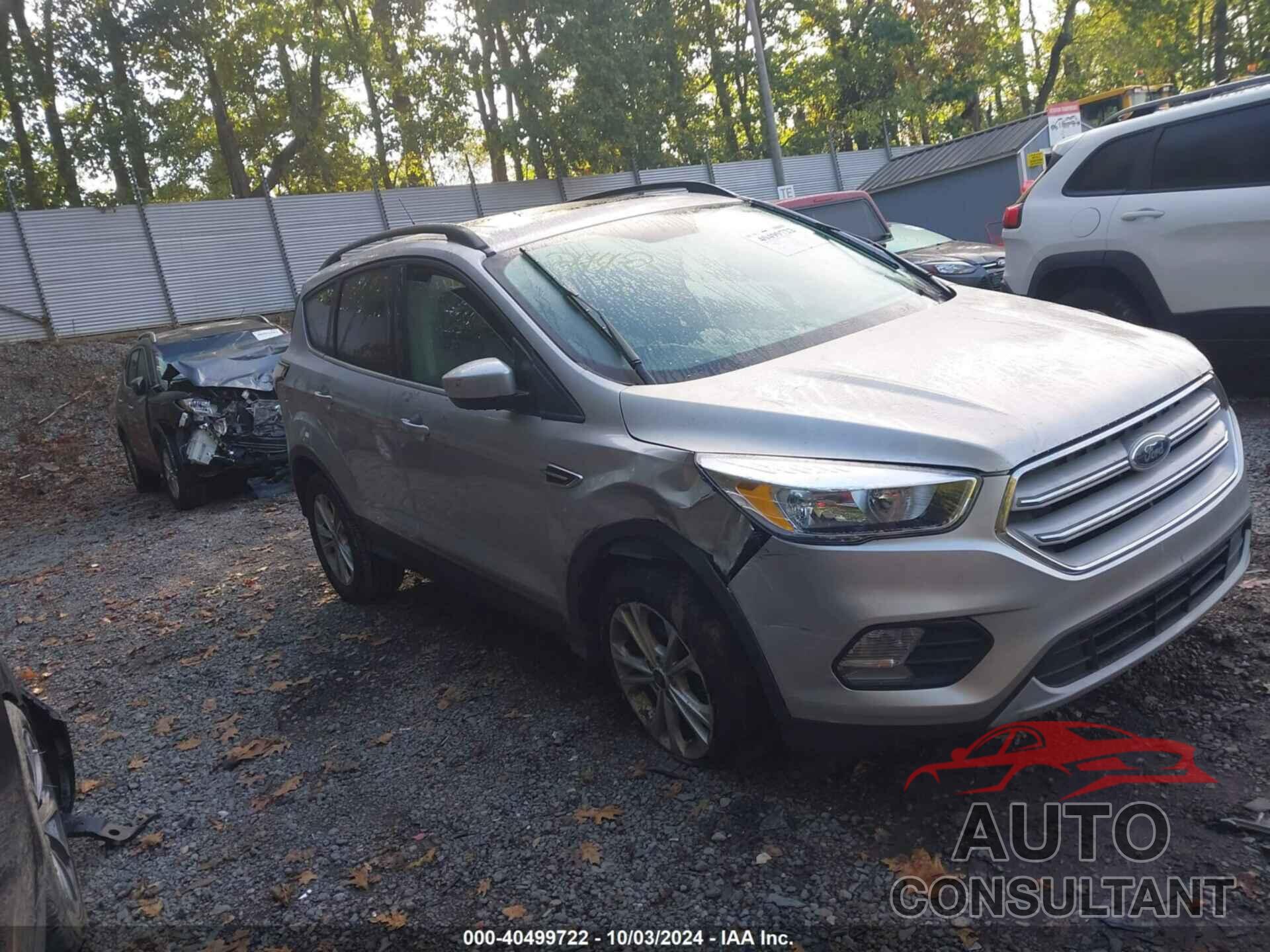 FORD ESCAPE 2018 - 1FMCU0GD6JUC32442