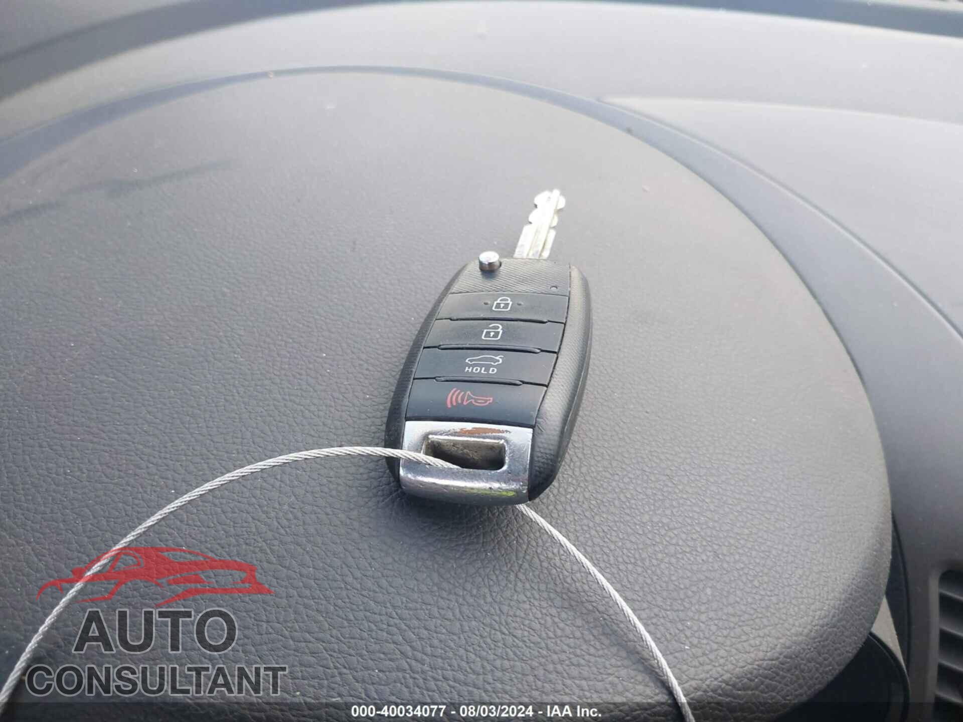 KIA FORTE 2017 - 3KPFK4A76HE106799