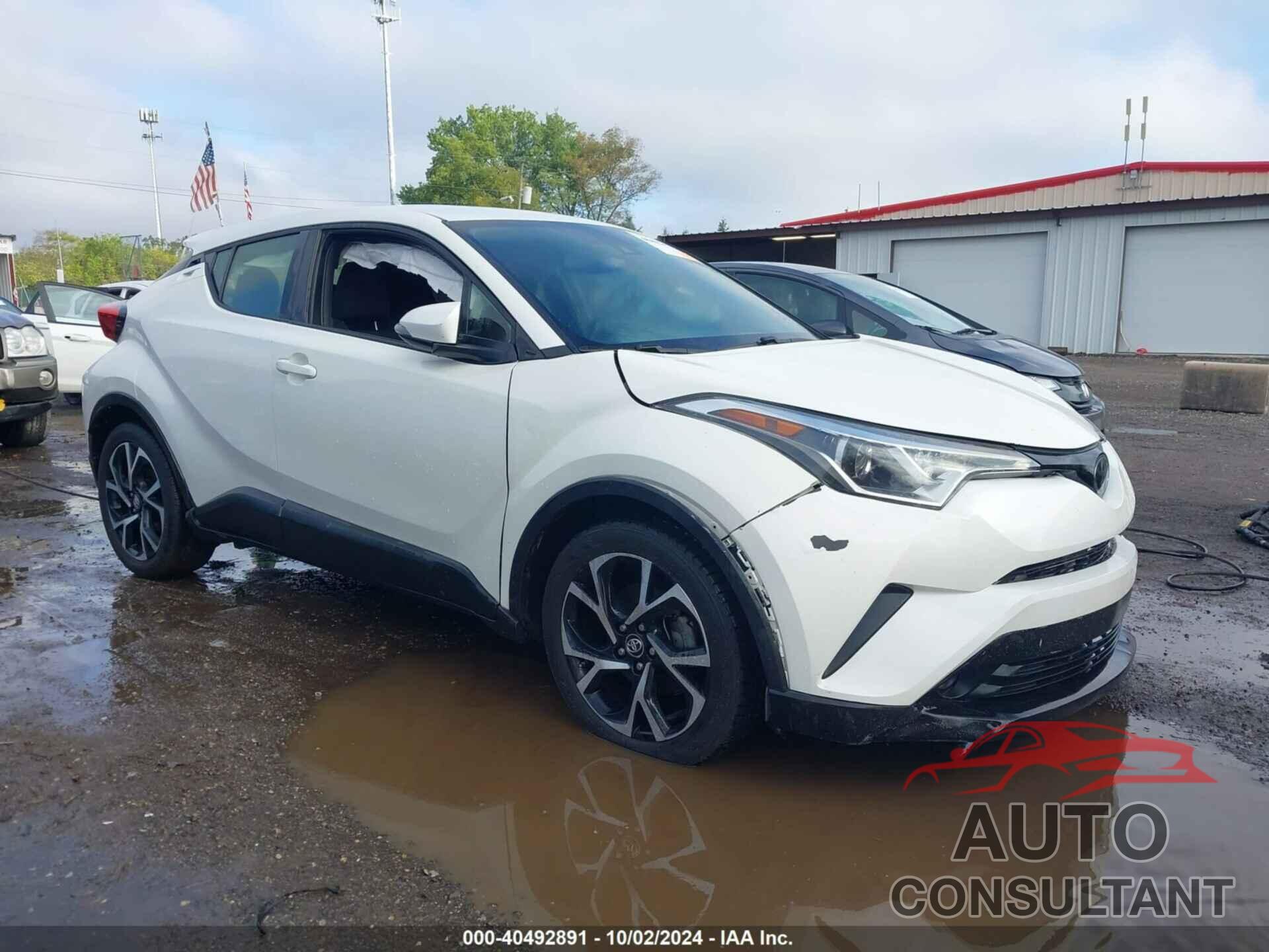 TOYOTA C-HR 2018 - JTNKHMBX6J1010011