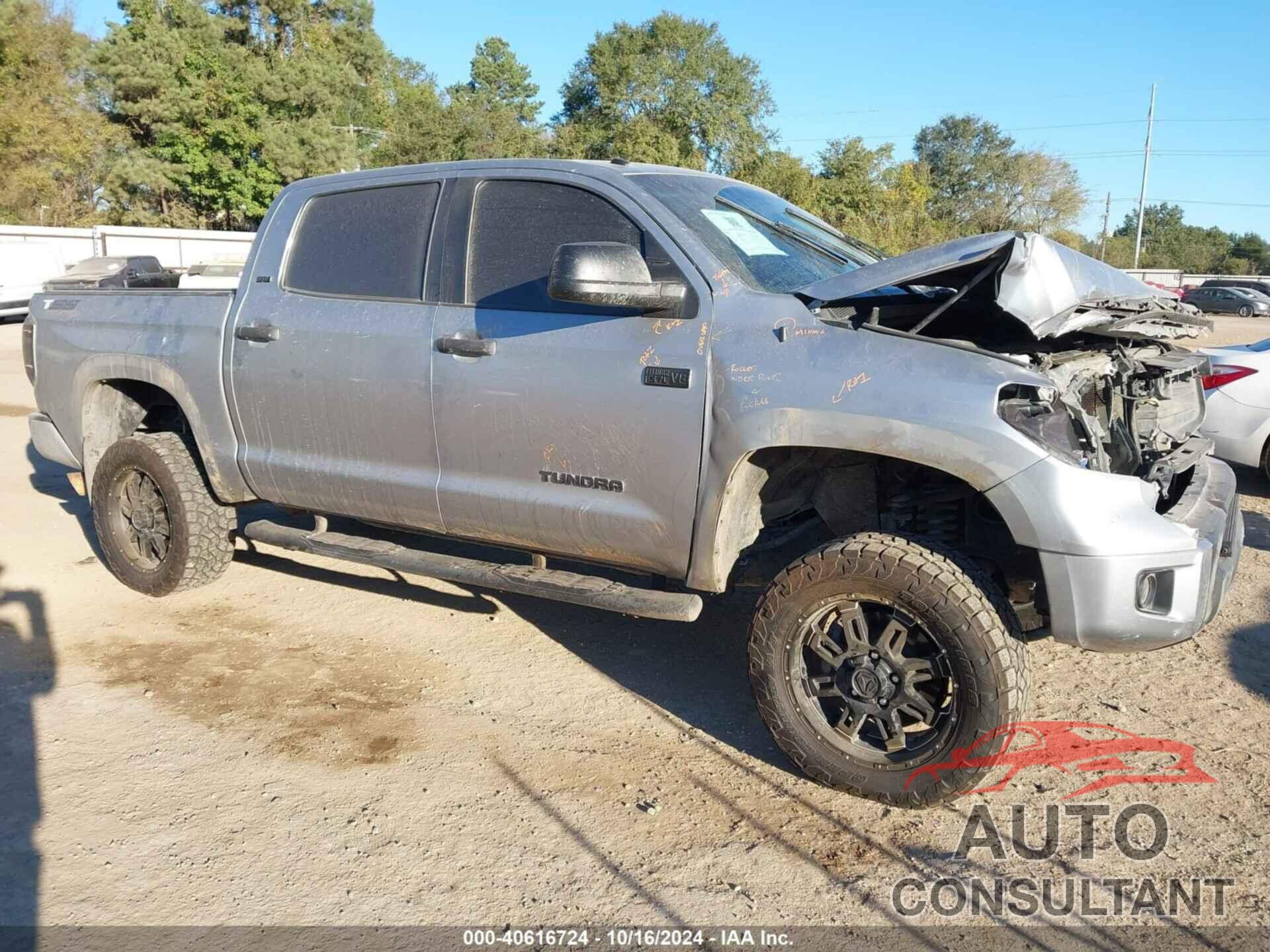 TOYOTA TUNDRA 2017 - 5TFDW5F18HX629070