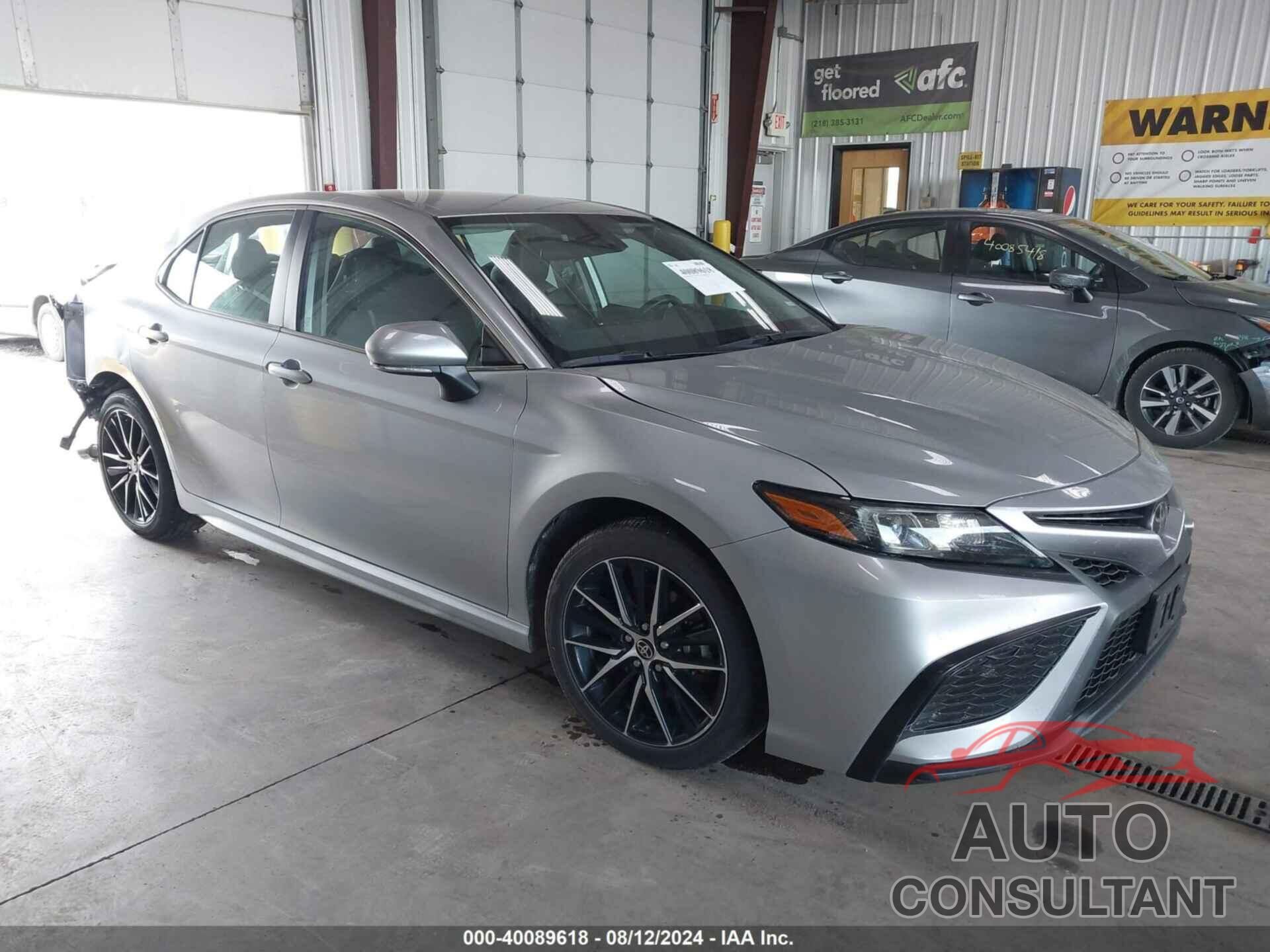 TOYOTA CAMRY 2022 - 4T1G11AK8NU690481