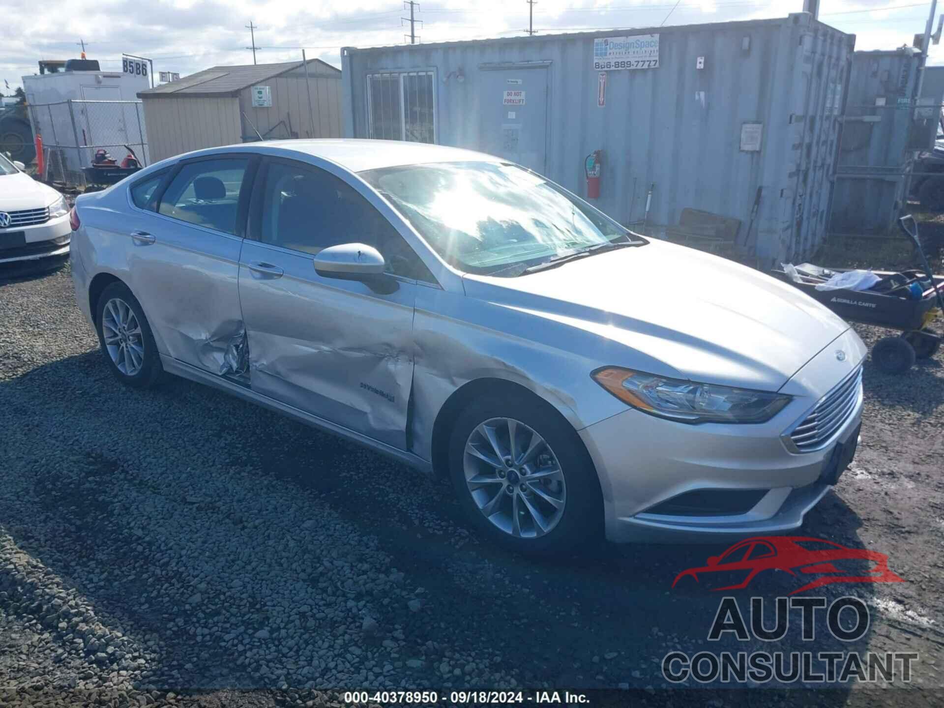 FORD FUSION HYBRID 2017 - 3FA6P0LU9HR323808