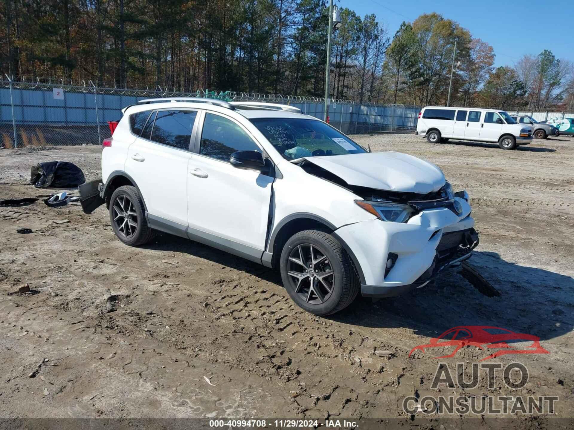 TOYOTA RAV4 2018 - JTMNFREV3JD121452